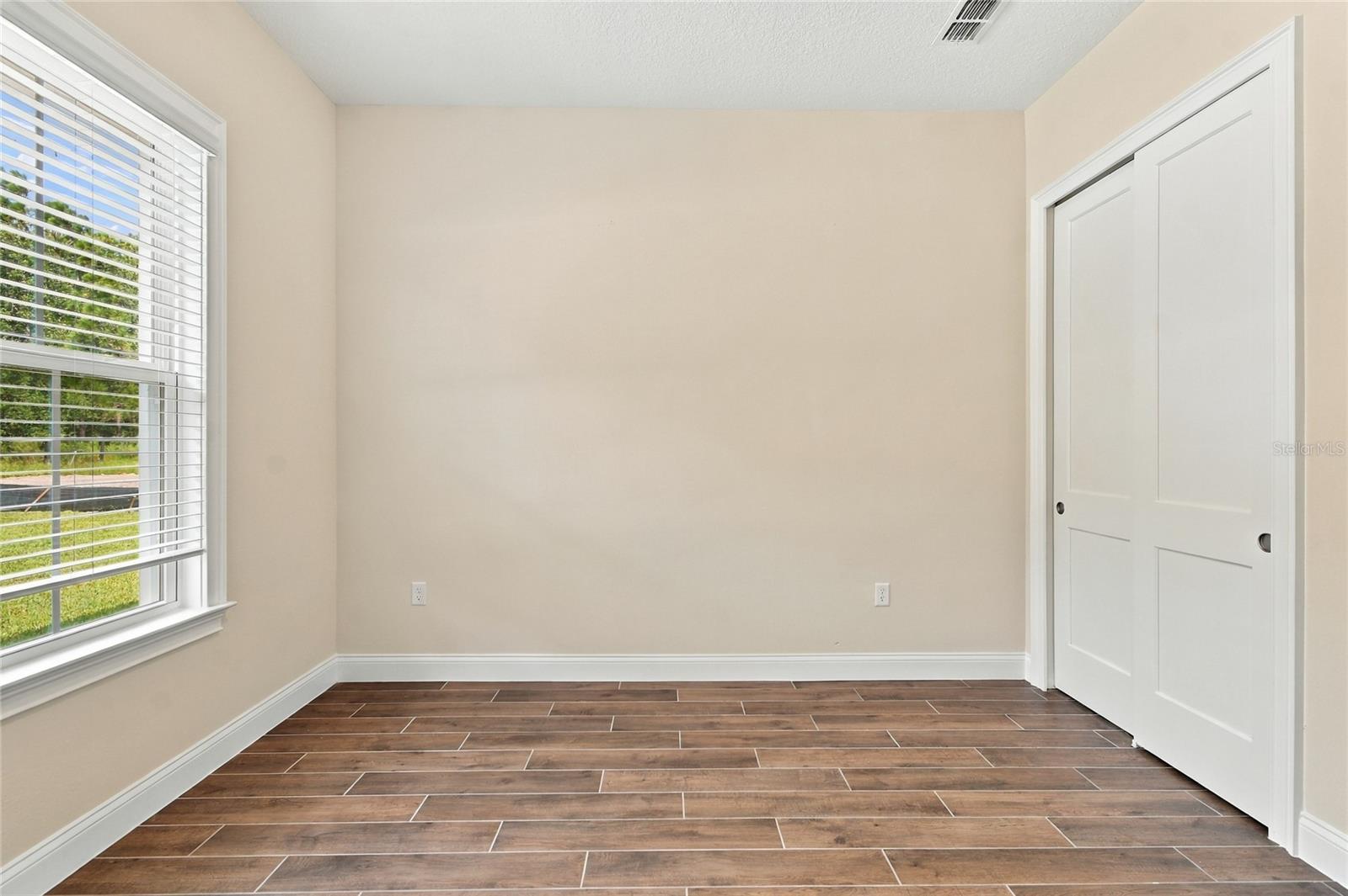 424 Marina Louis Pt Property Photo 18