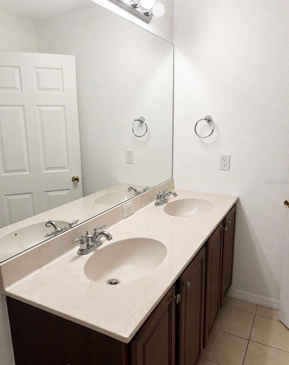 8520 Broken Willow Ct Property Photo 11