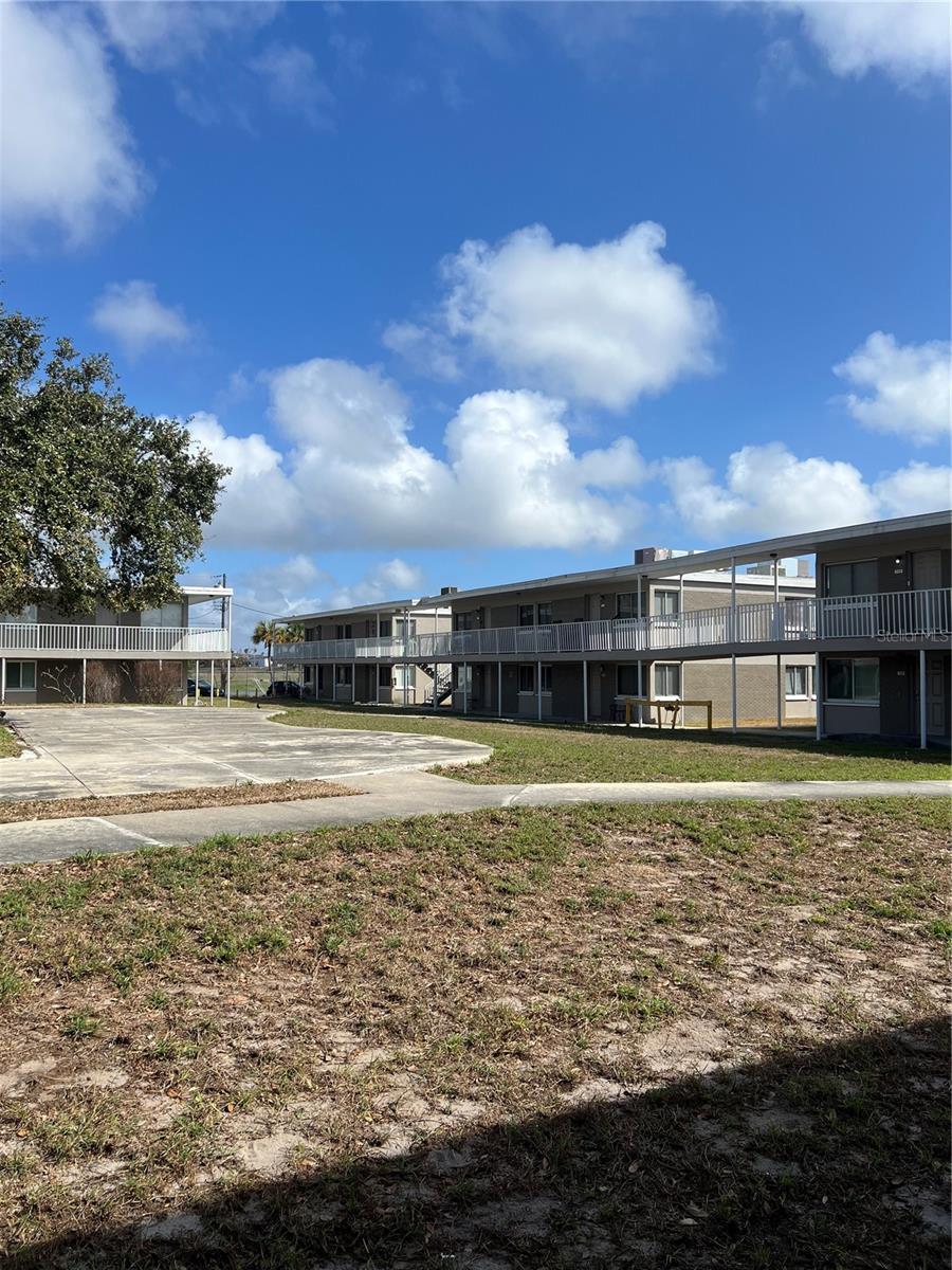800 N Fiske Blvd #802 Property Photo 2