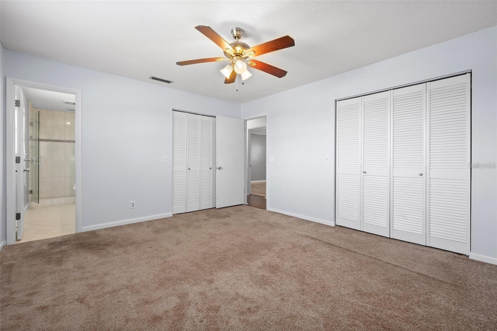 2807 Gordon St N Property Photo 17