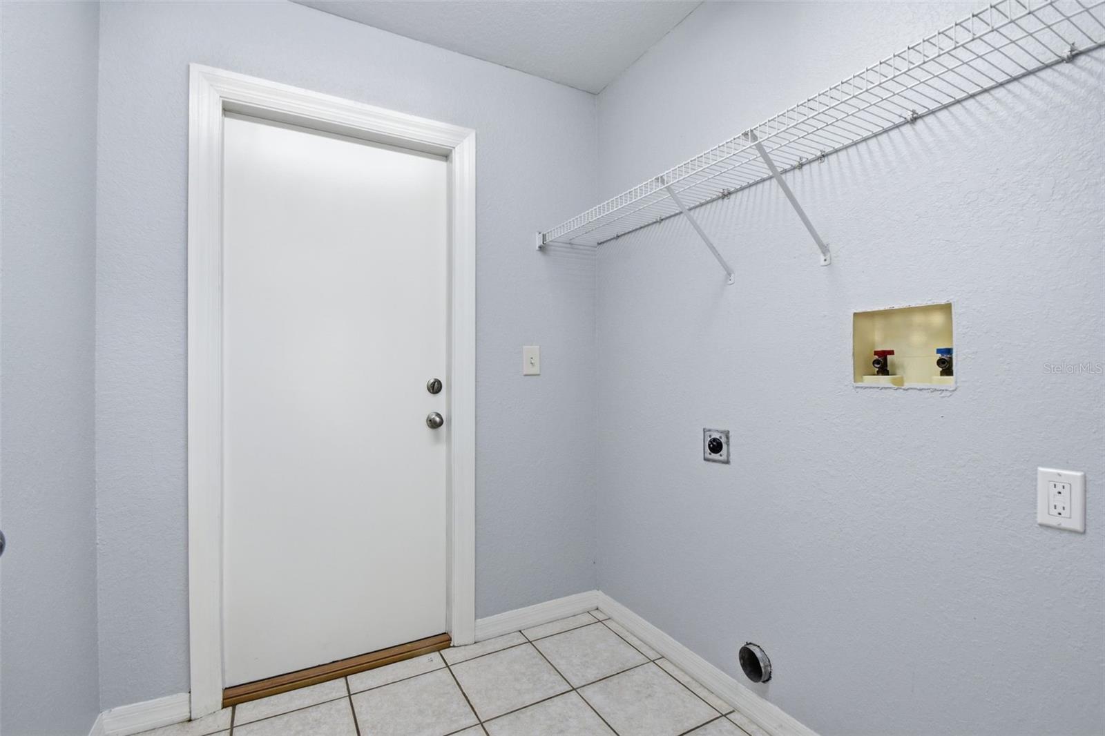 6018 Flora Ter Property Photo 29
