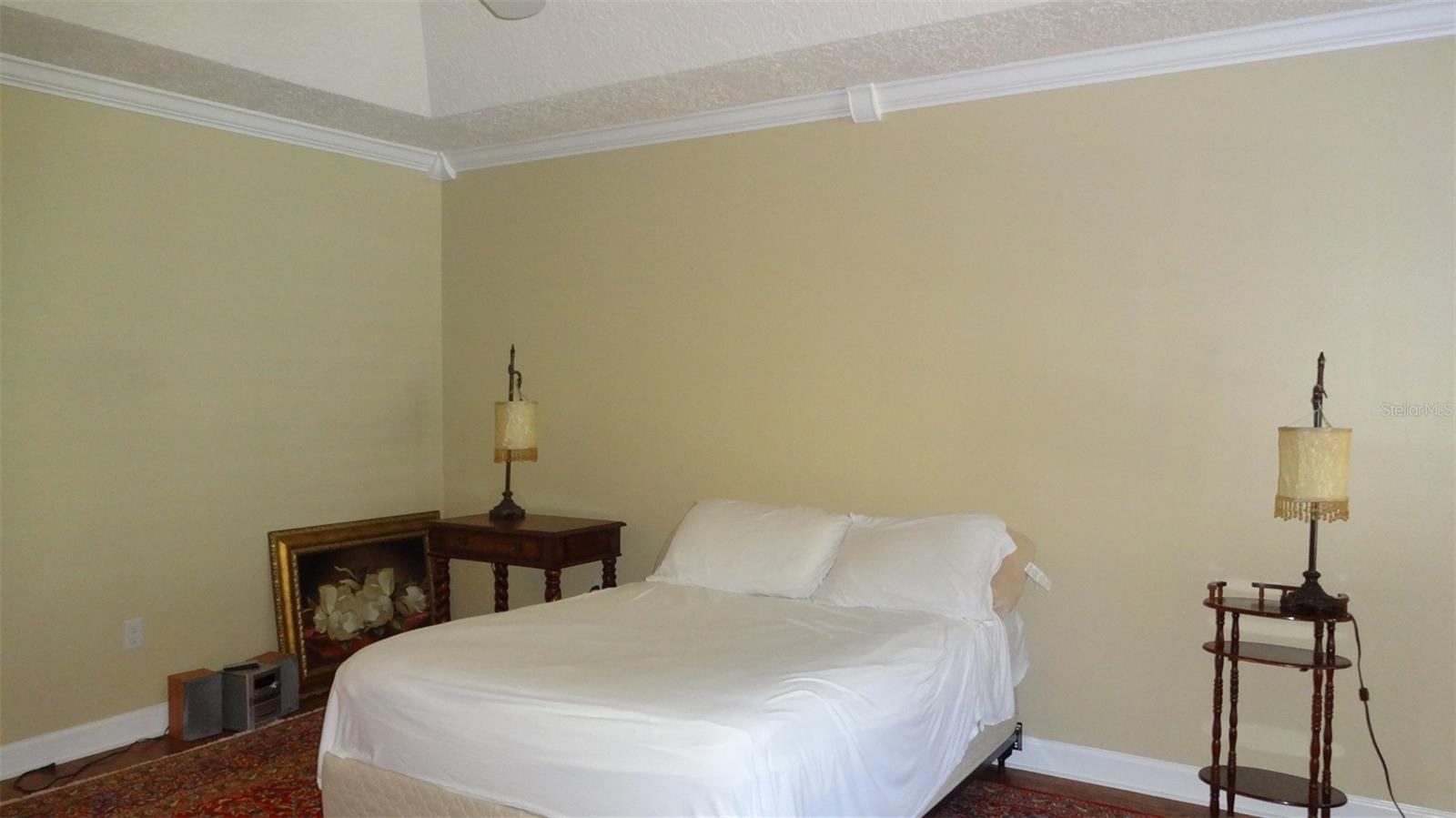 1144 Delaney Ave #1144 Property Photo 3