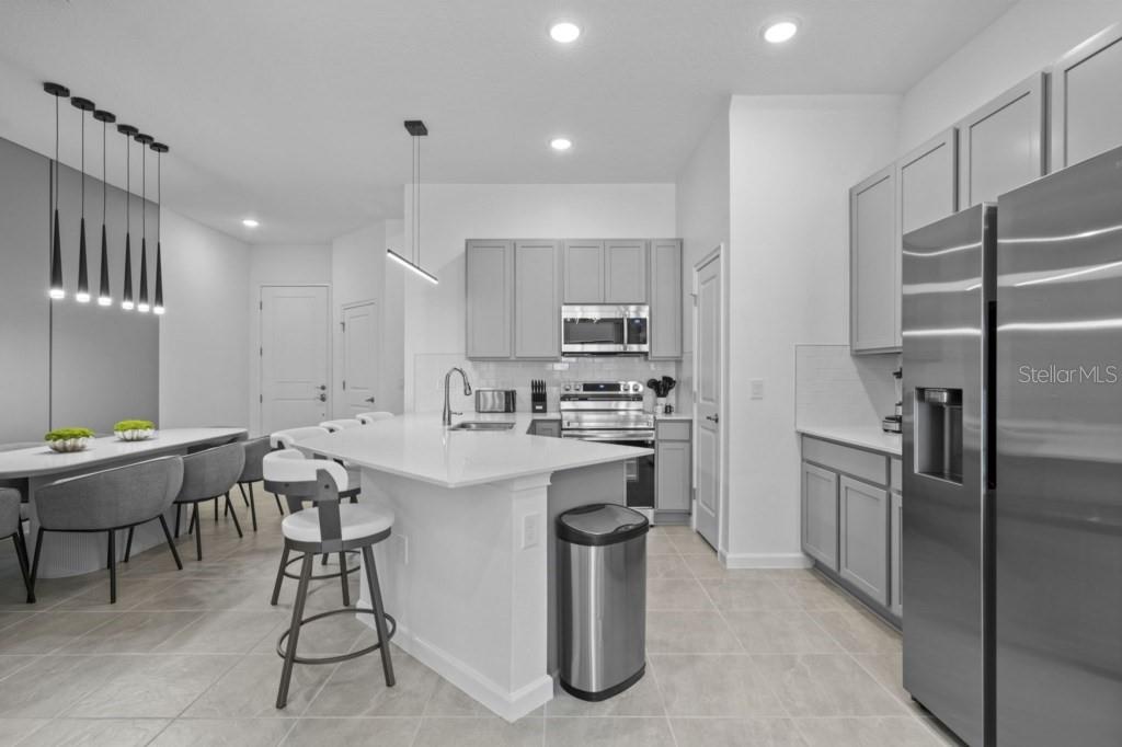 10424 Ebb Tide Ln Property Photo 10