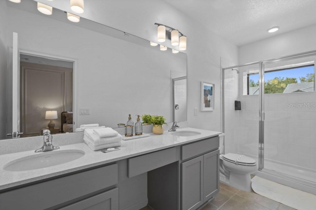 10424 Ebb Tide Ln Property Photo 37