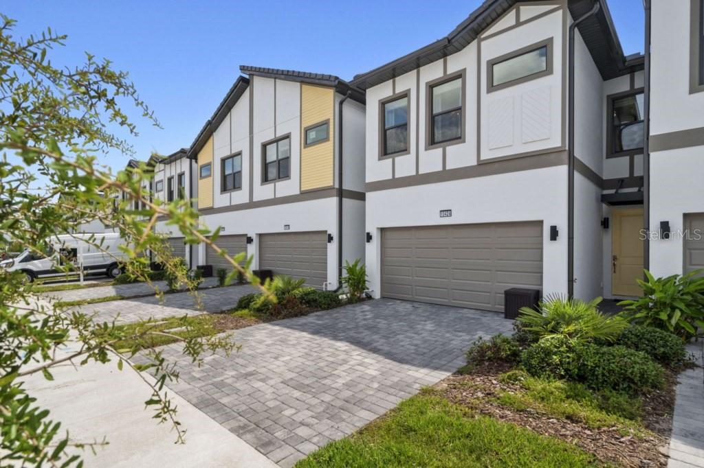 10424 Ebb Tide Ln Property Photo 41