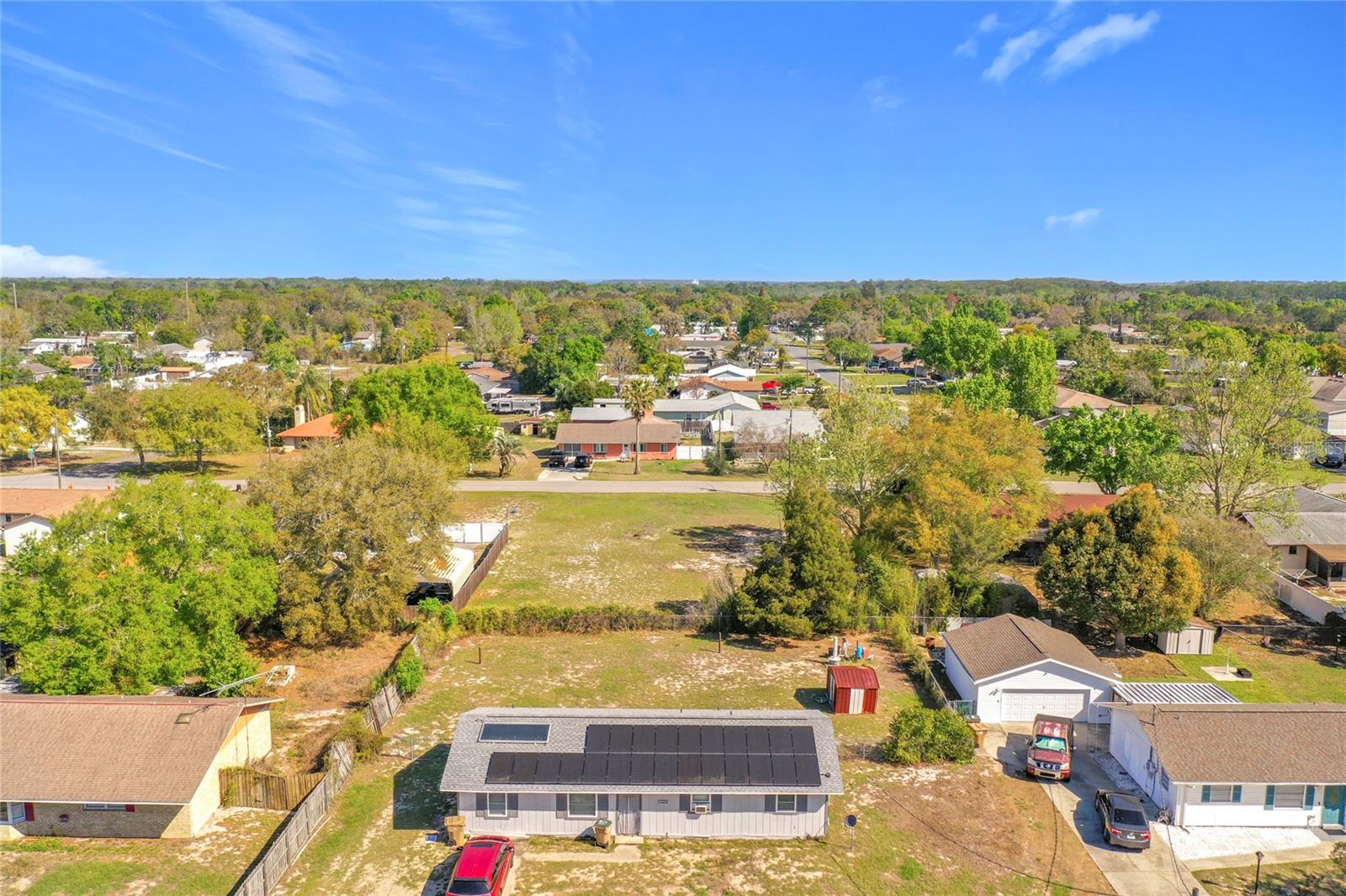 Pine St Property Photo 6