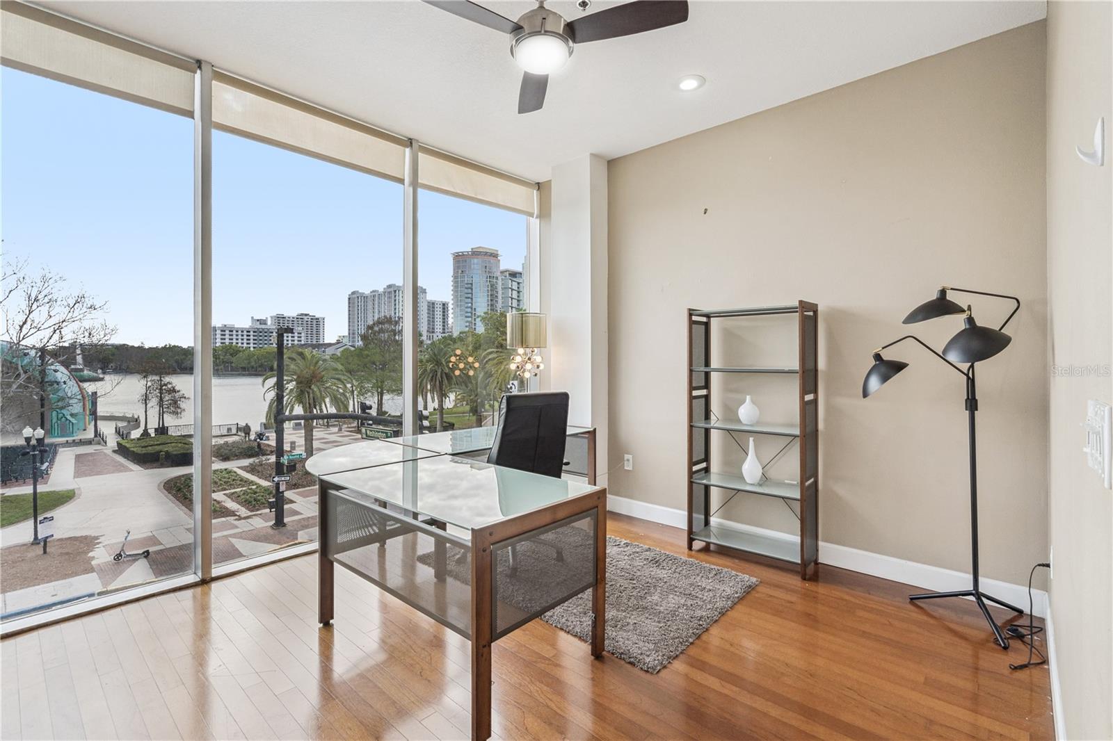 151 E Washington St #ph3b Property Photo 12