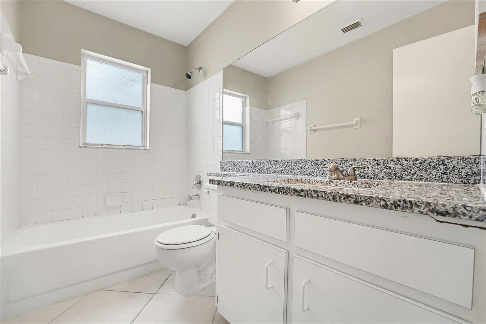 204 Kingshill Ct Se Property Photo 17