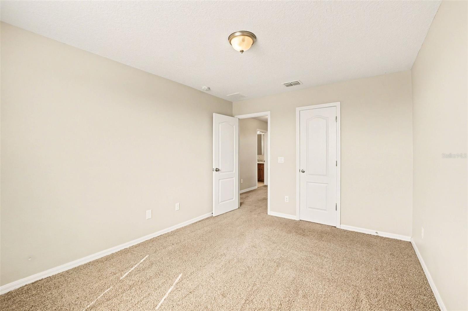 2727 Eagle Cliff Dr Property Photo 19