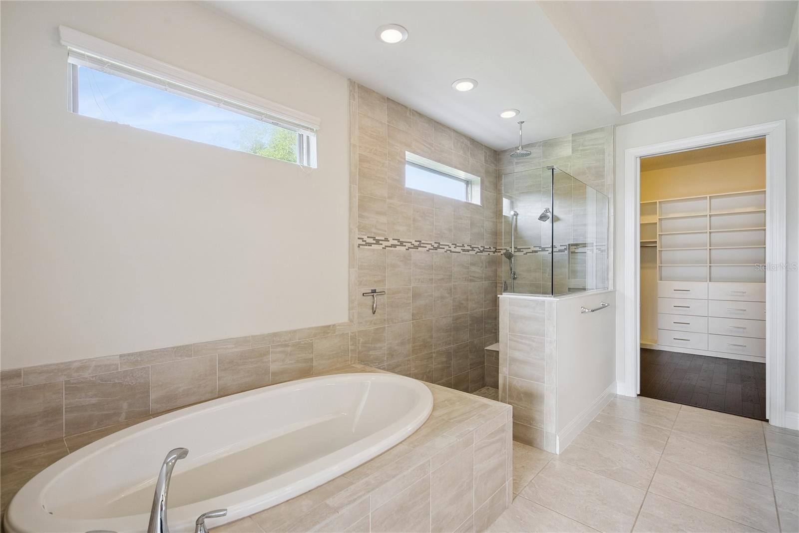 8591 Adalina Pl Property Photo 28