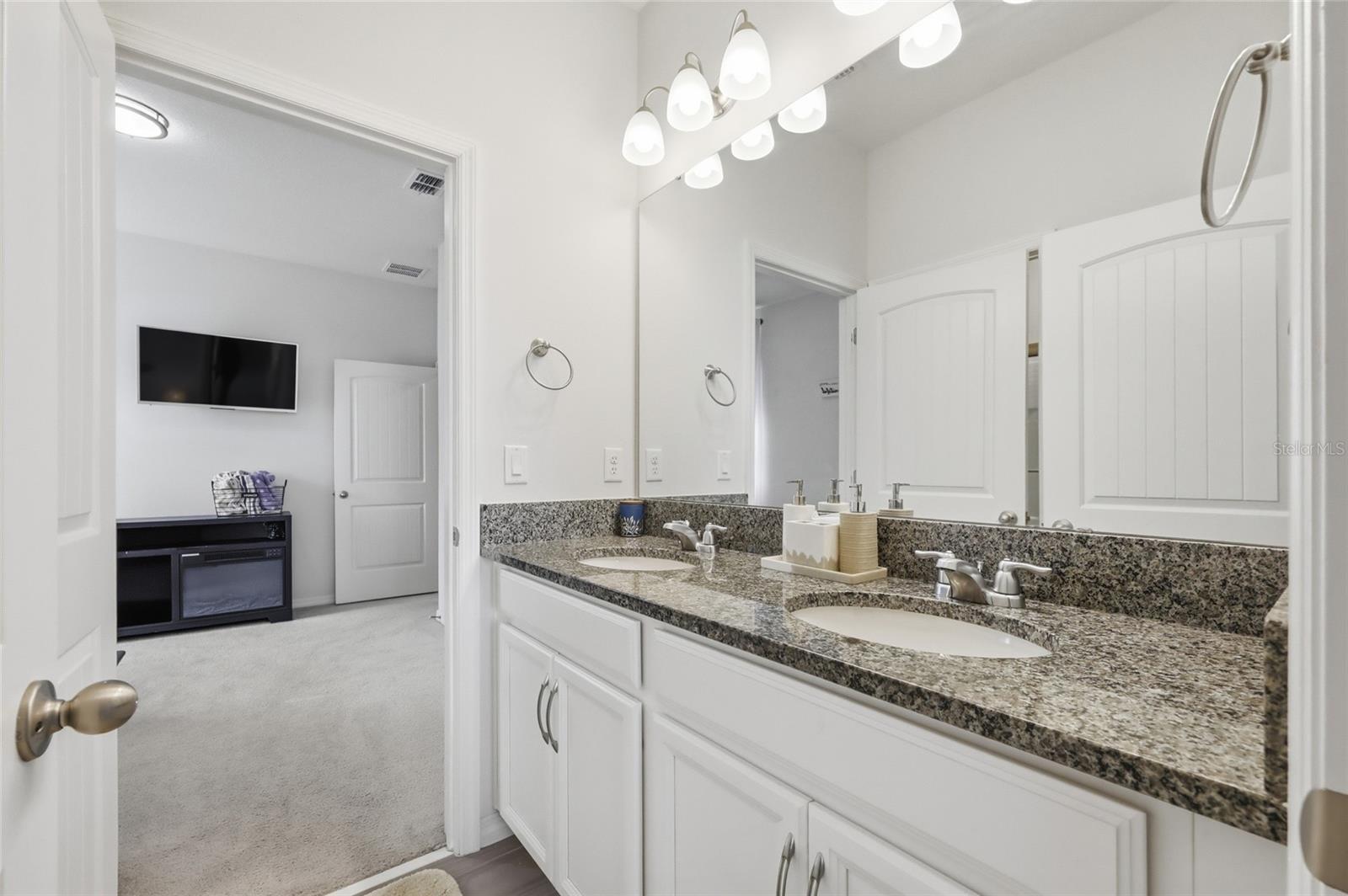 468 Halter Dr Property Photo 19