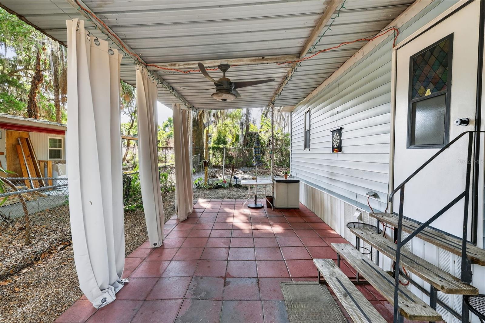 904 Maplewood St Property Photo 34