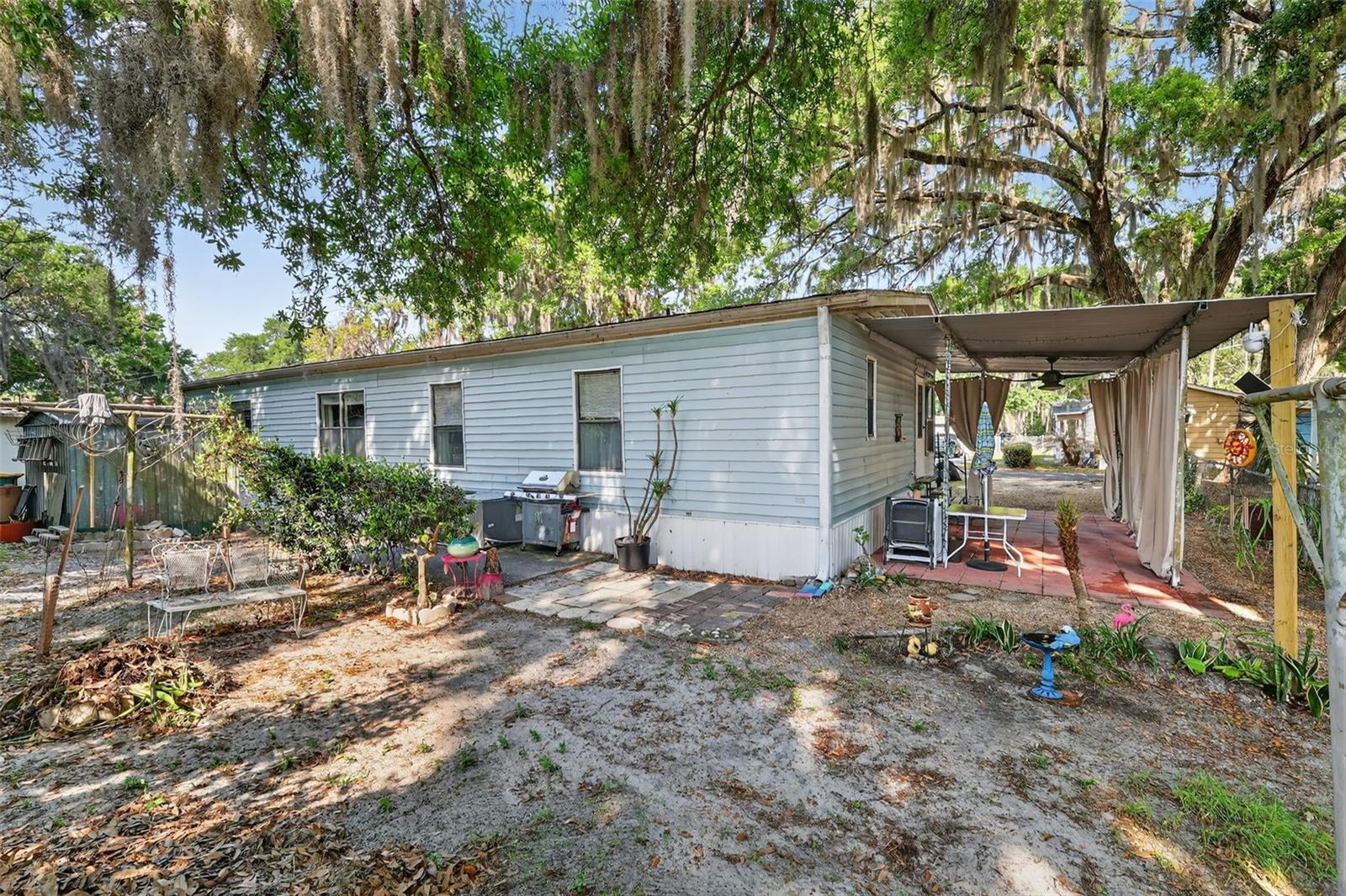 904 Maplewood St Property Photo 35