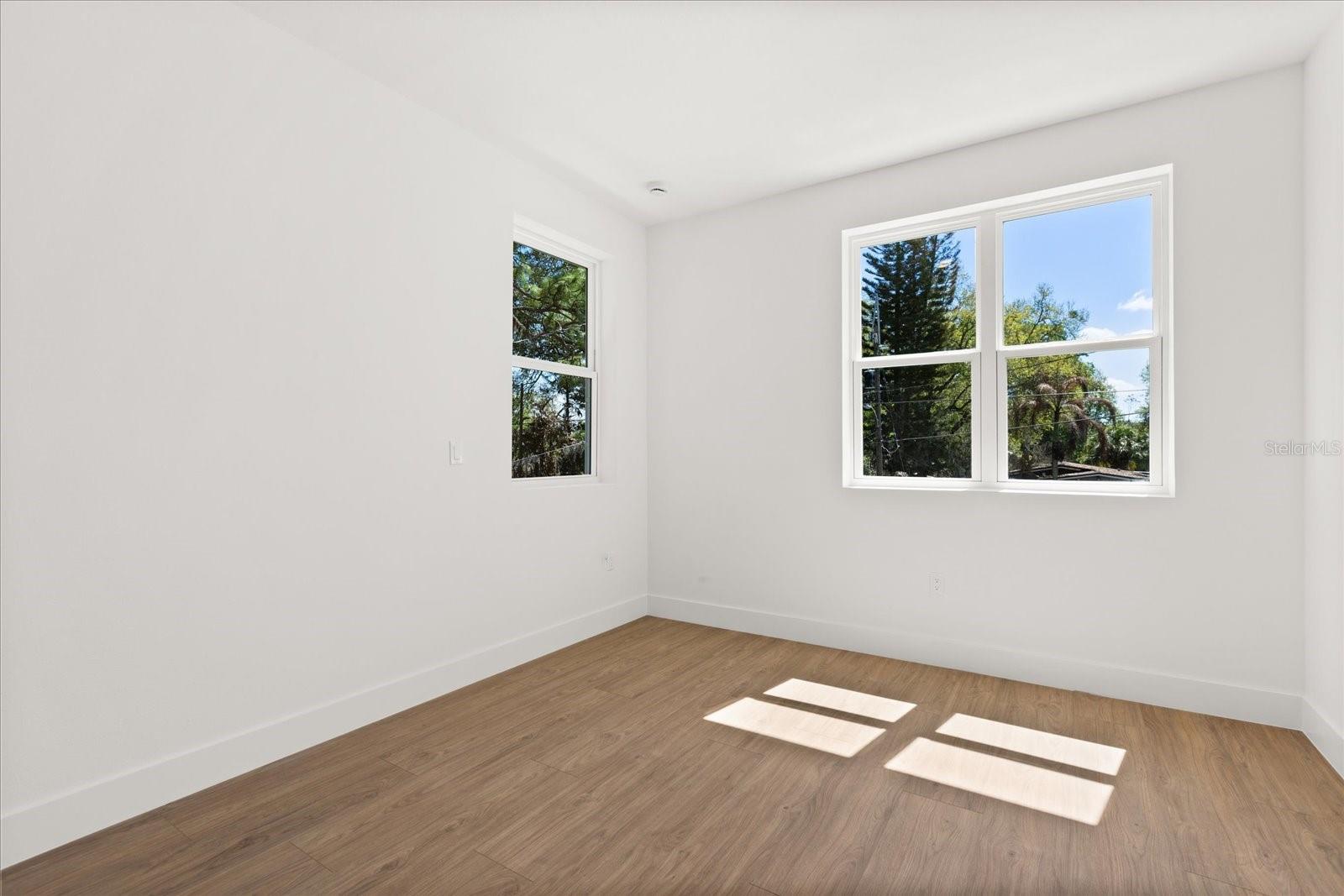 1315 E Harding St Property Photo 21