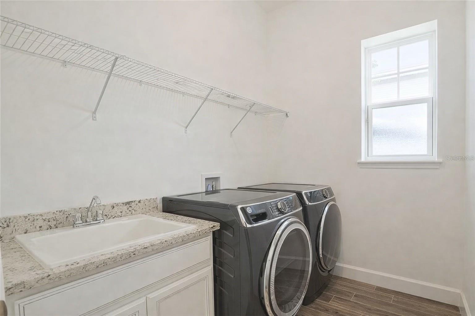 7038 Arnoldson St Property Photo 24