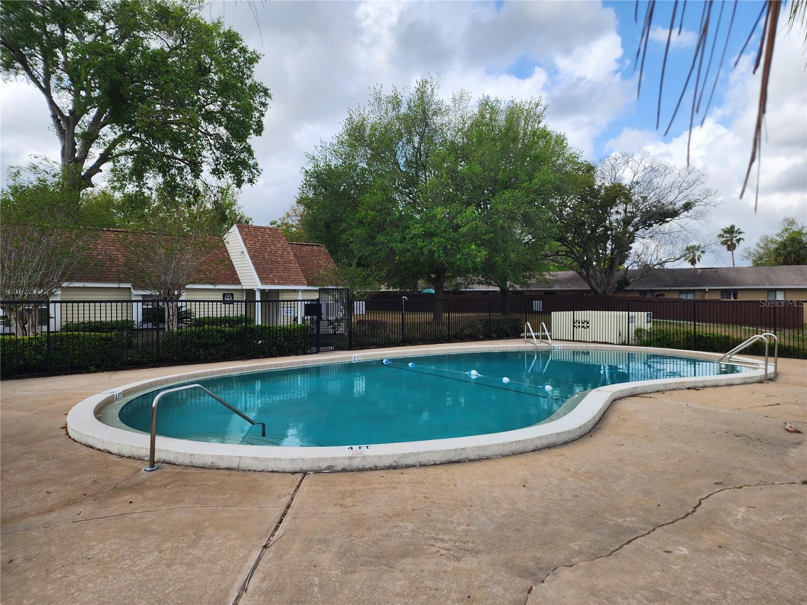 310 Cherokee Ct #f Property Photo 26