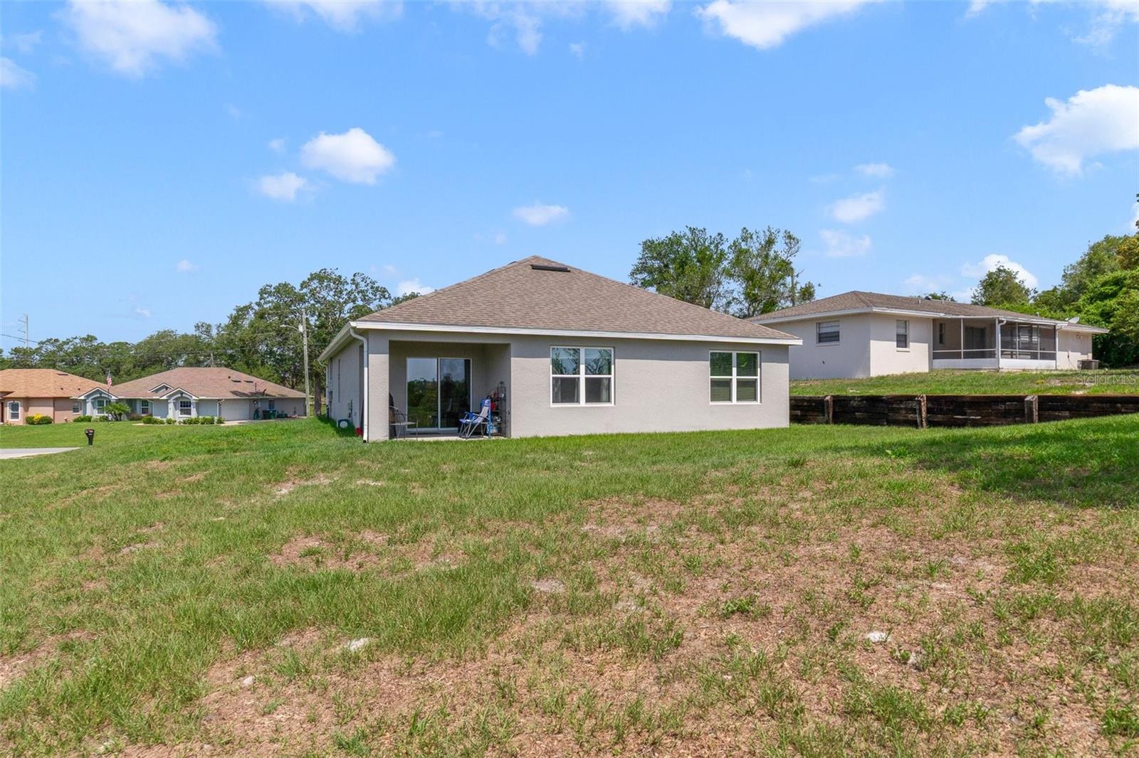 2135 E Old Mill Dr Property Photo 16