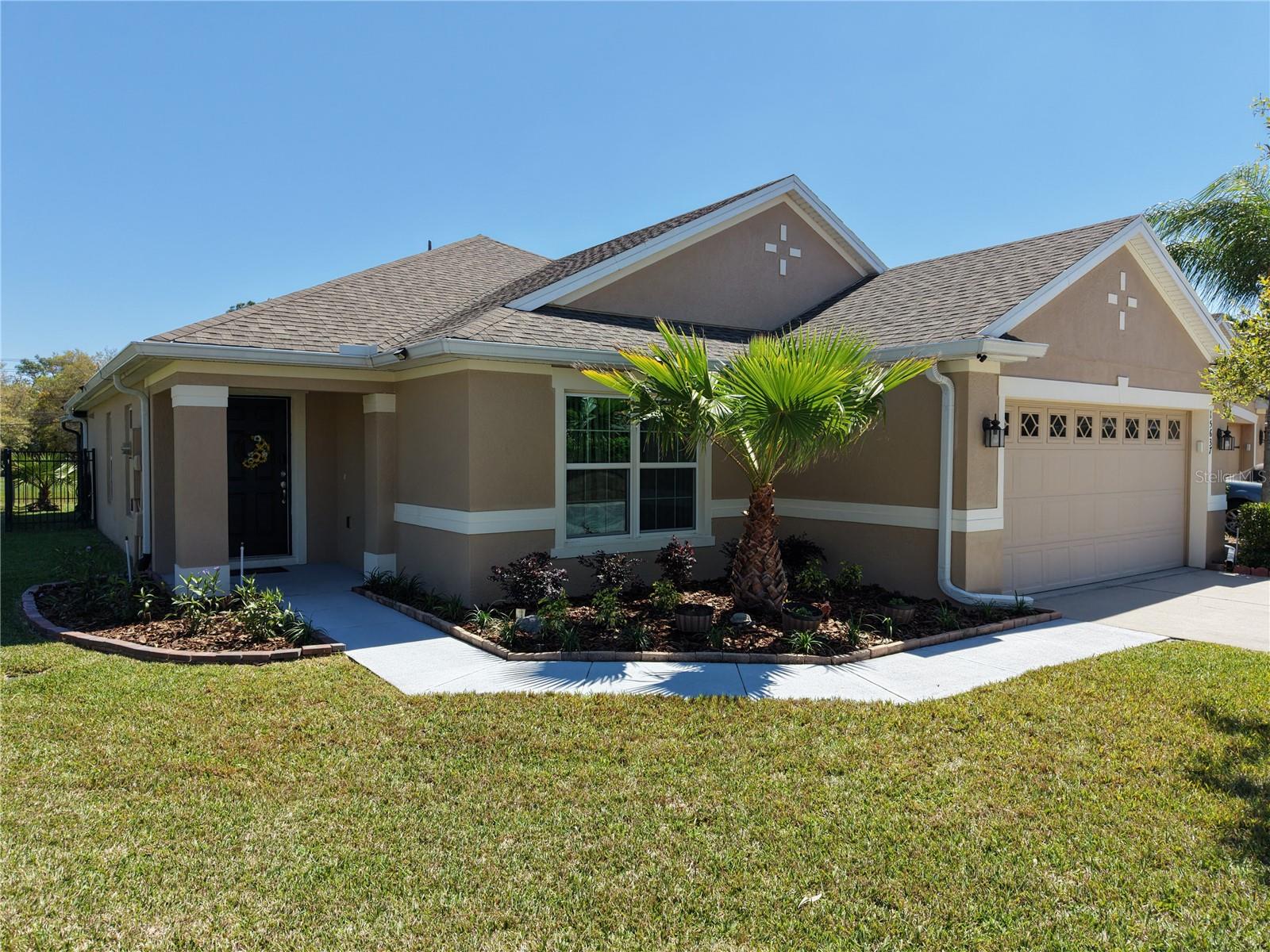 15637 Carina Dr Property Photo 1