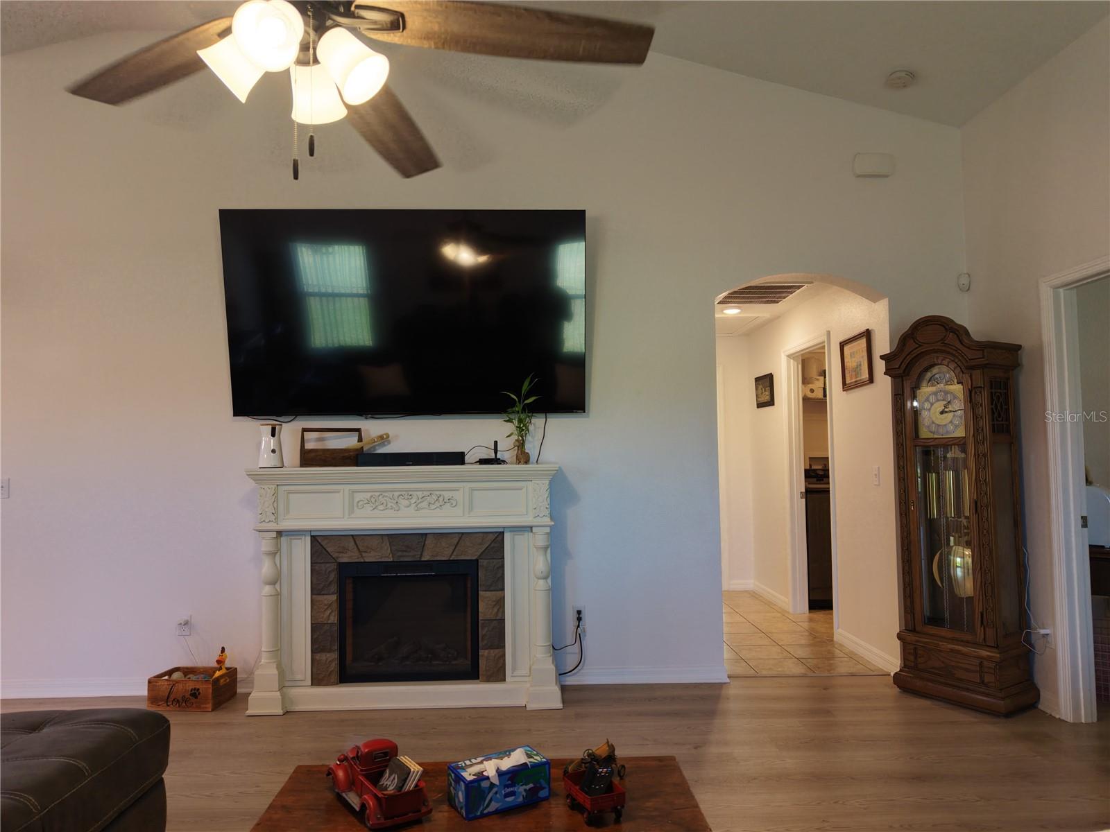 15637 Carina Dr Property Photo 13