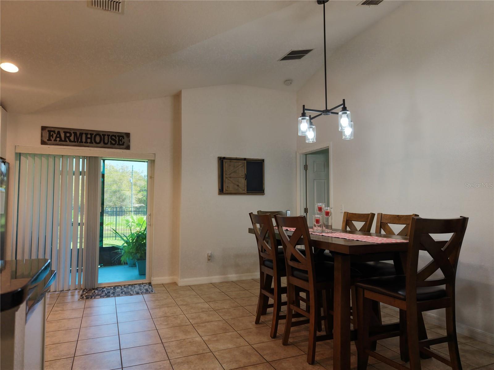 15637 Carina Dr Property Photo 21