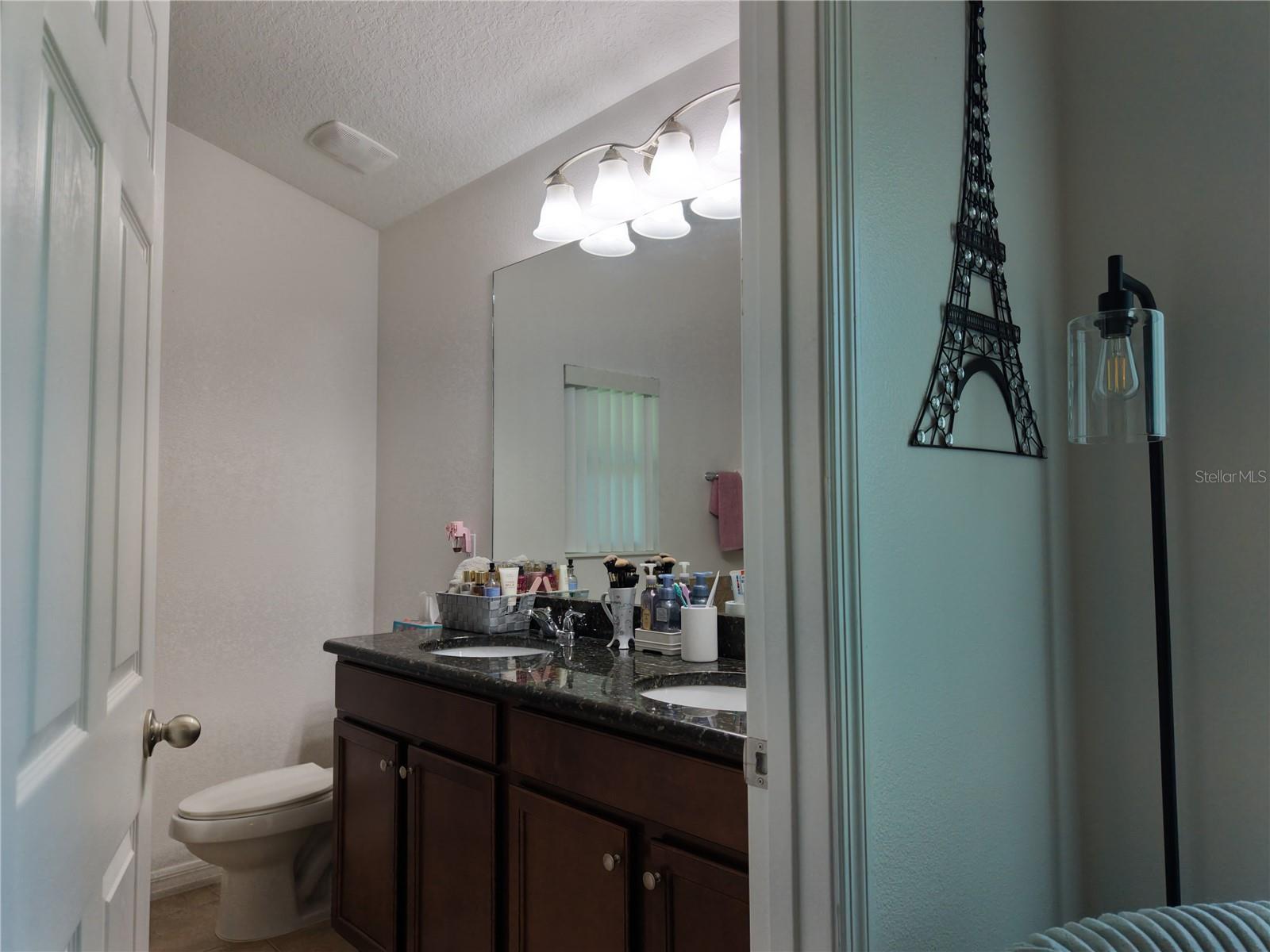 15637 Carina Dr Property Photo 23
