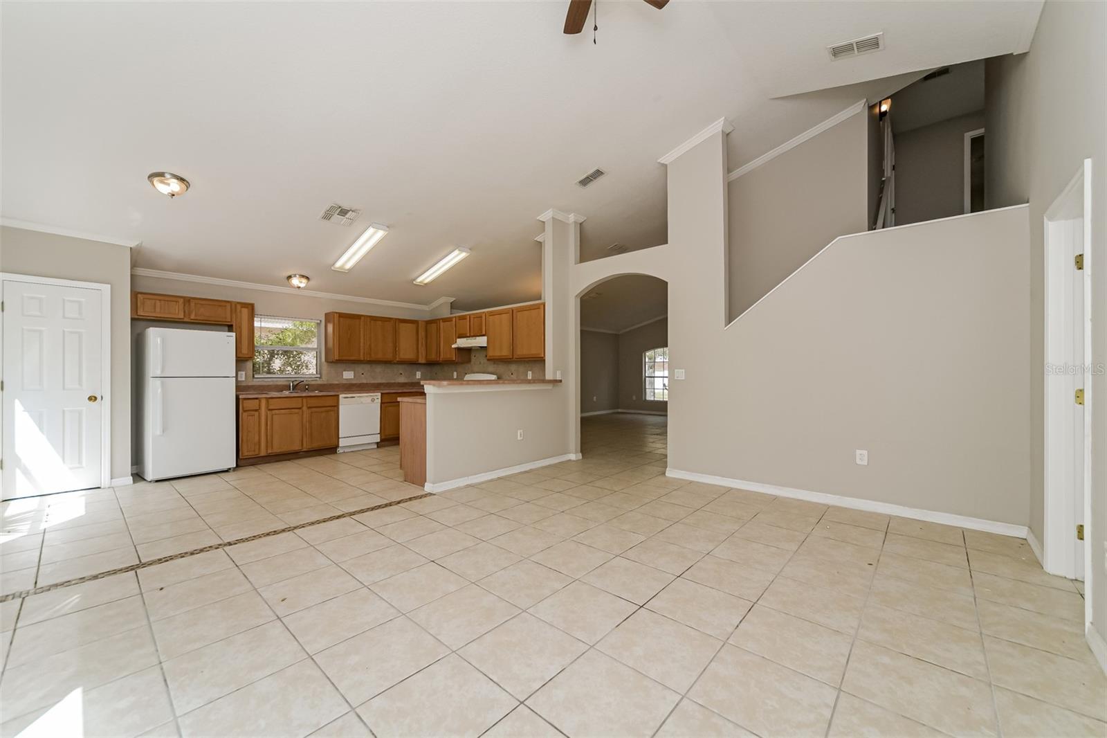 948 Chanler Dr Property Photo 4