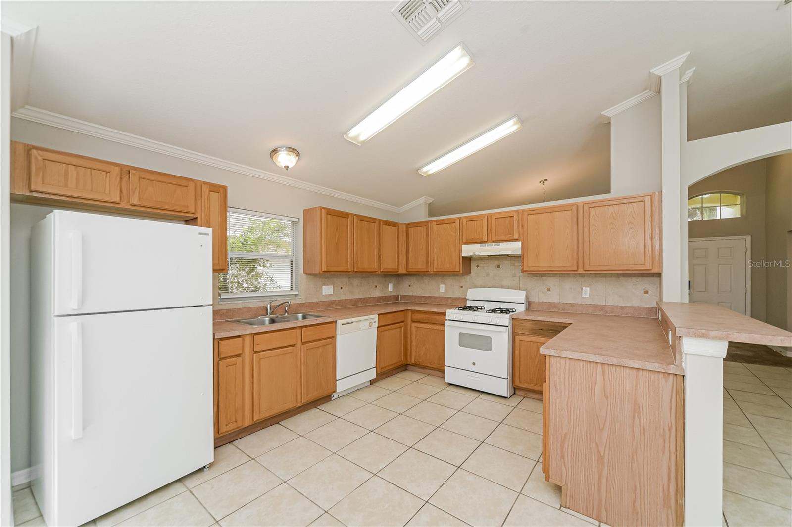 948 Chanler Dr Property Photo 7
