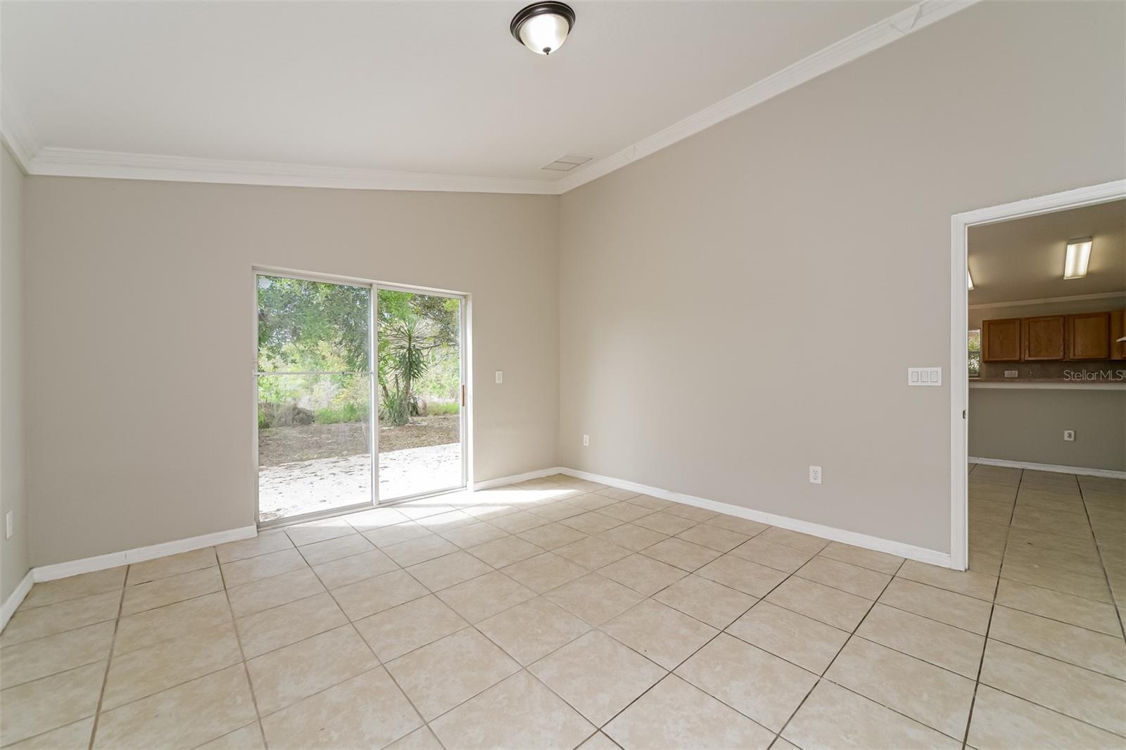 948 Chanler Dr Property Photo 10