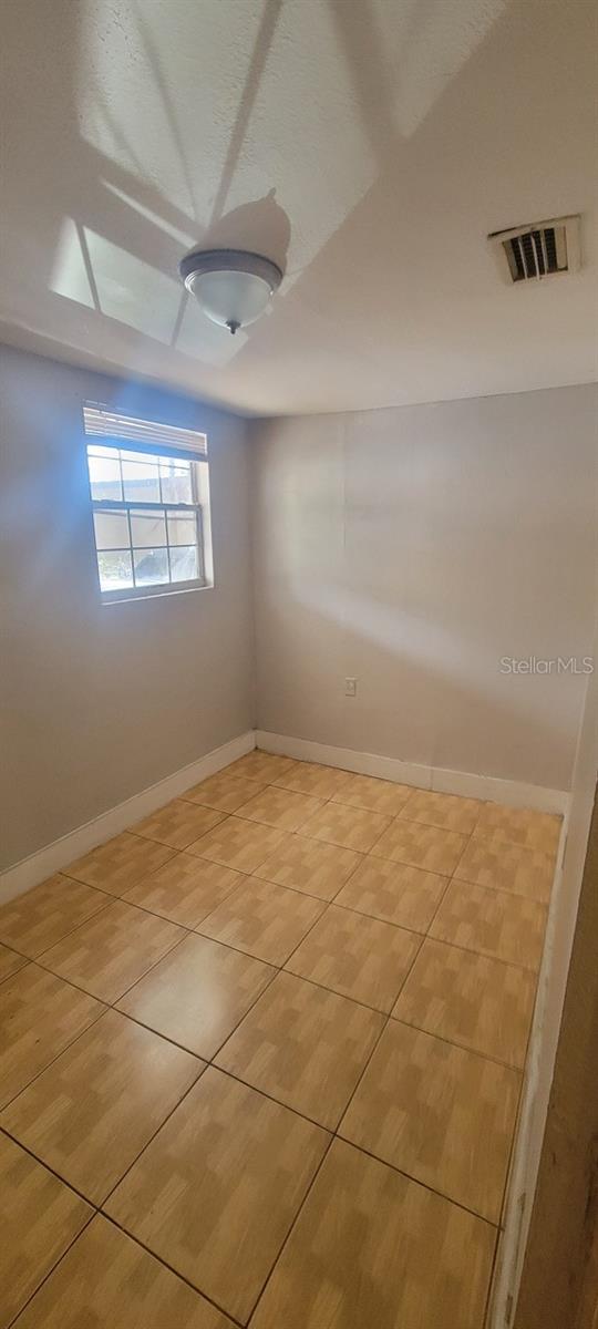 4204 N Manhattan Ave Property Photo 7