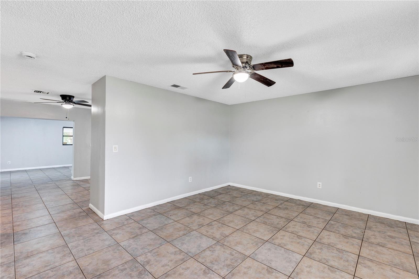 7900 Toledo St Property Photo 6