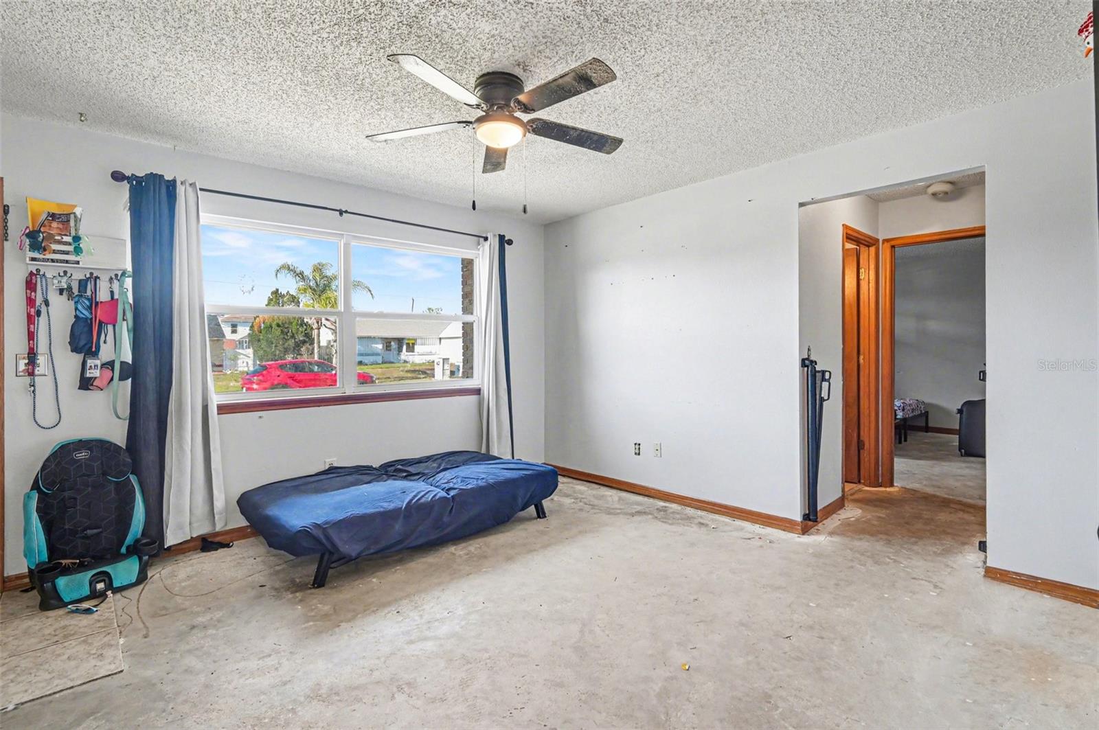 2675 Gramercy Dr Property Photo 10