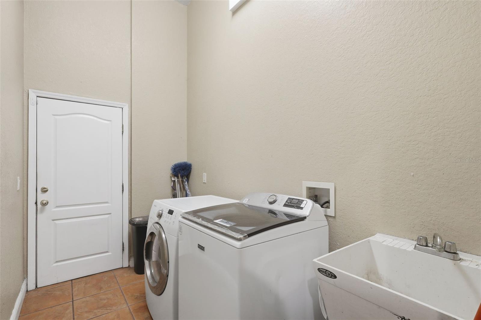 1051 Dunbar Ave Property Photo 27