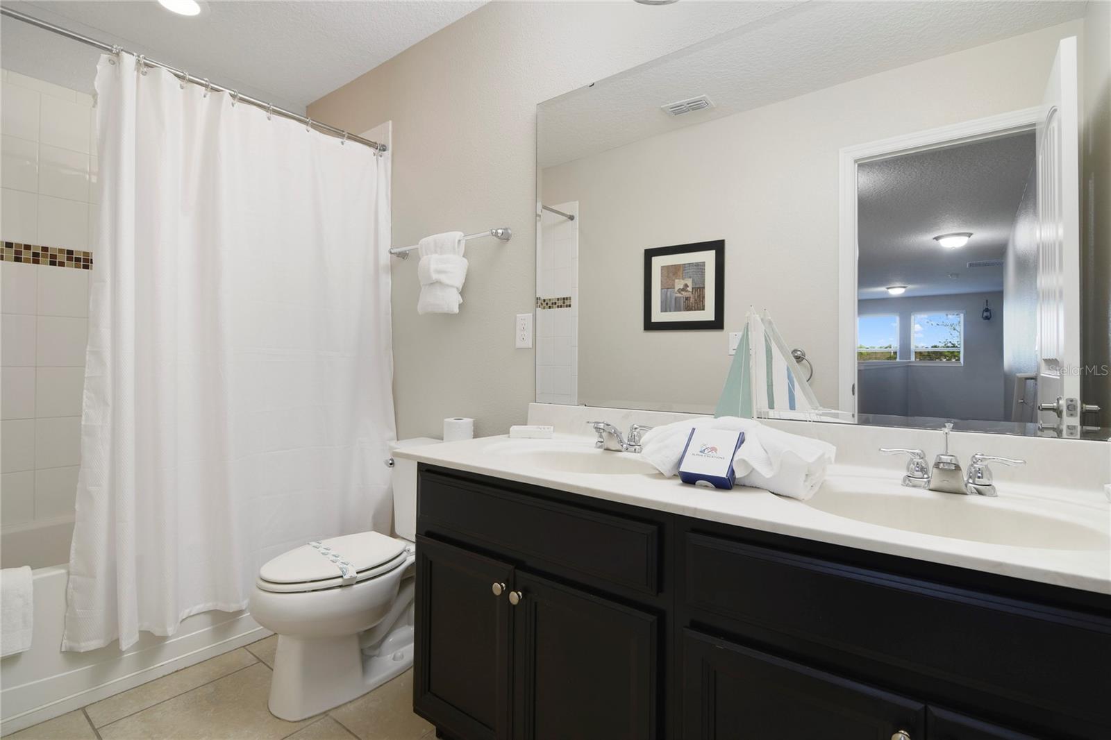 4115 Oaktree Dr Property Photo 31