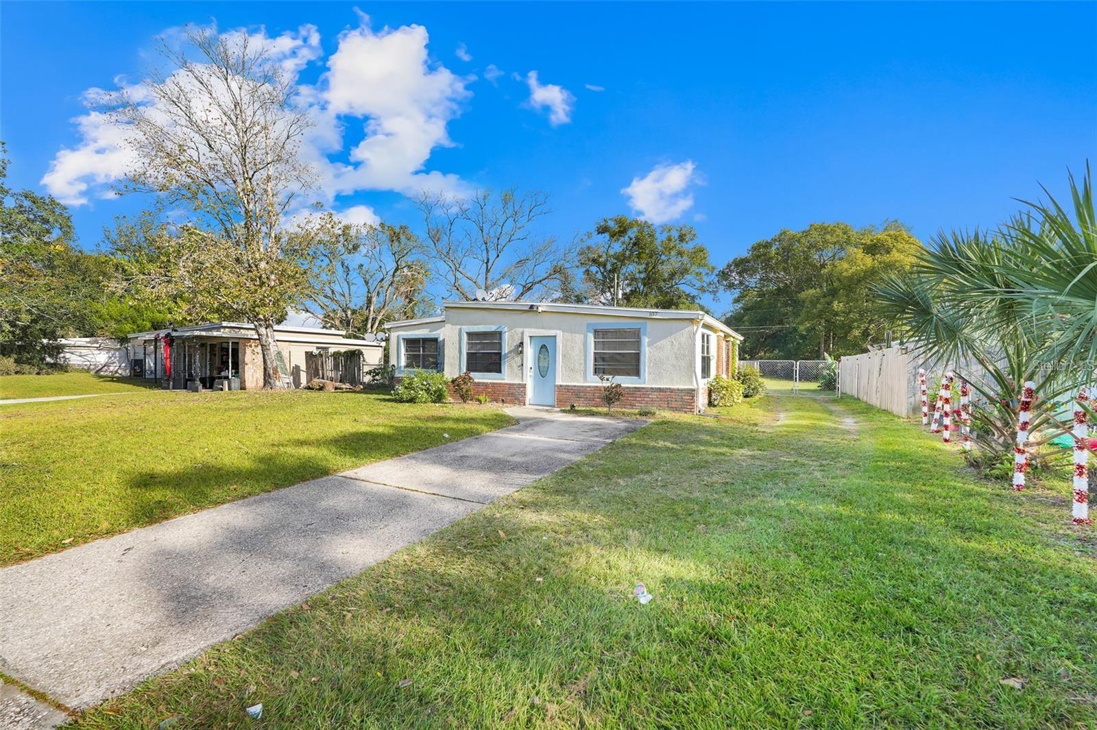 107 Garrison Dr Property Photo 2