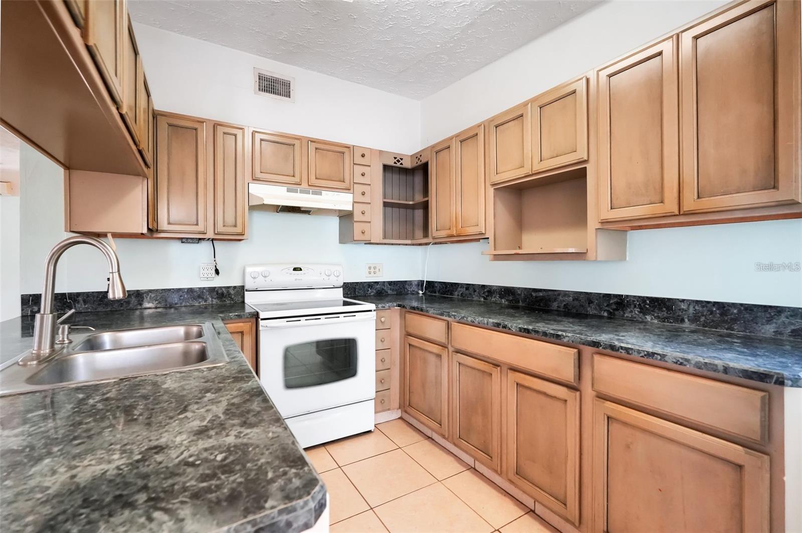 107 Garrison Dr Property Photo 13