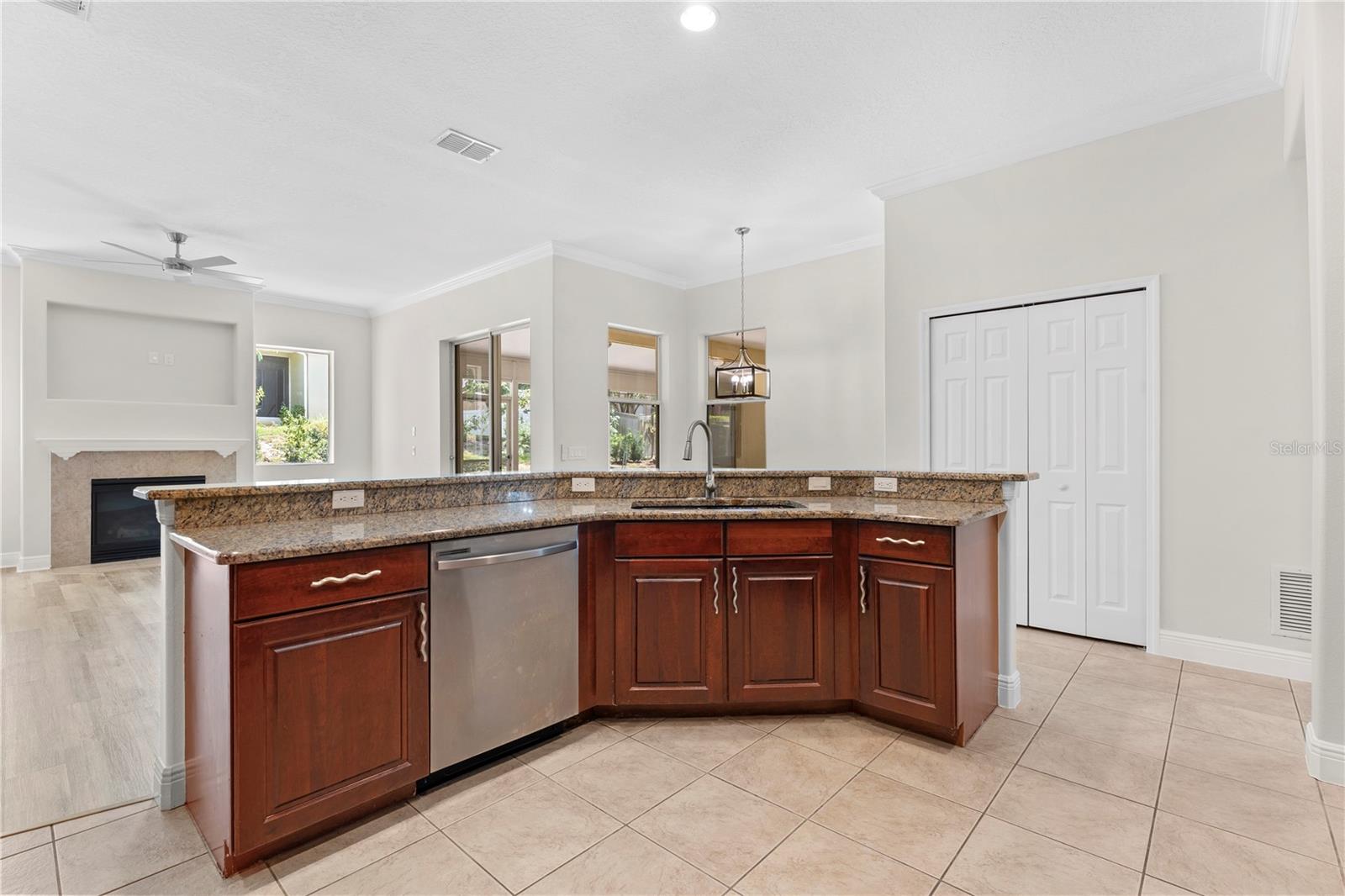 3542 Wind River Run Property Photo 5