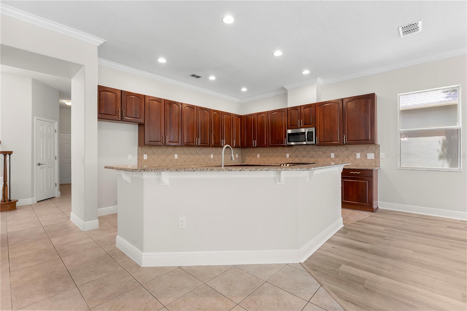 3542 Wind River Run Property Photo 8
