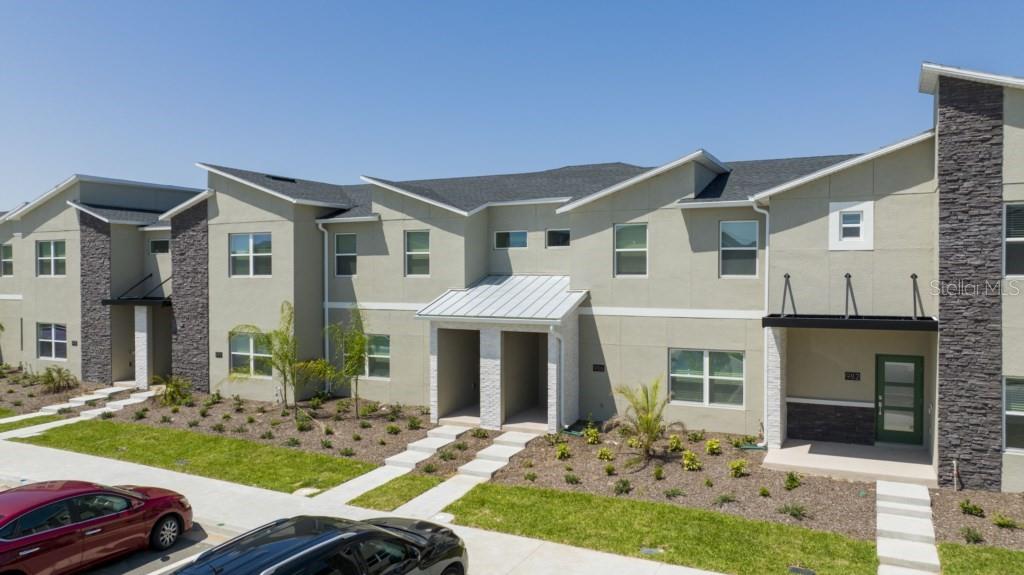986 SPLASH SHOT PL Property Photo 1