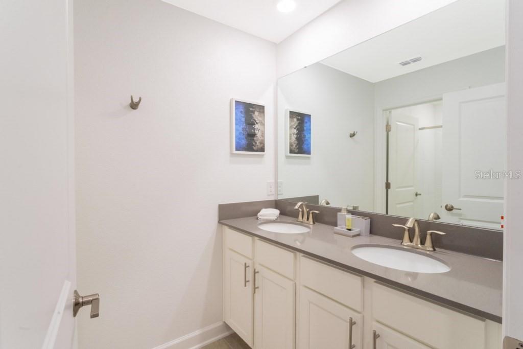 986 Splash Shot Pl Property Photo 39
