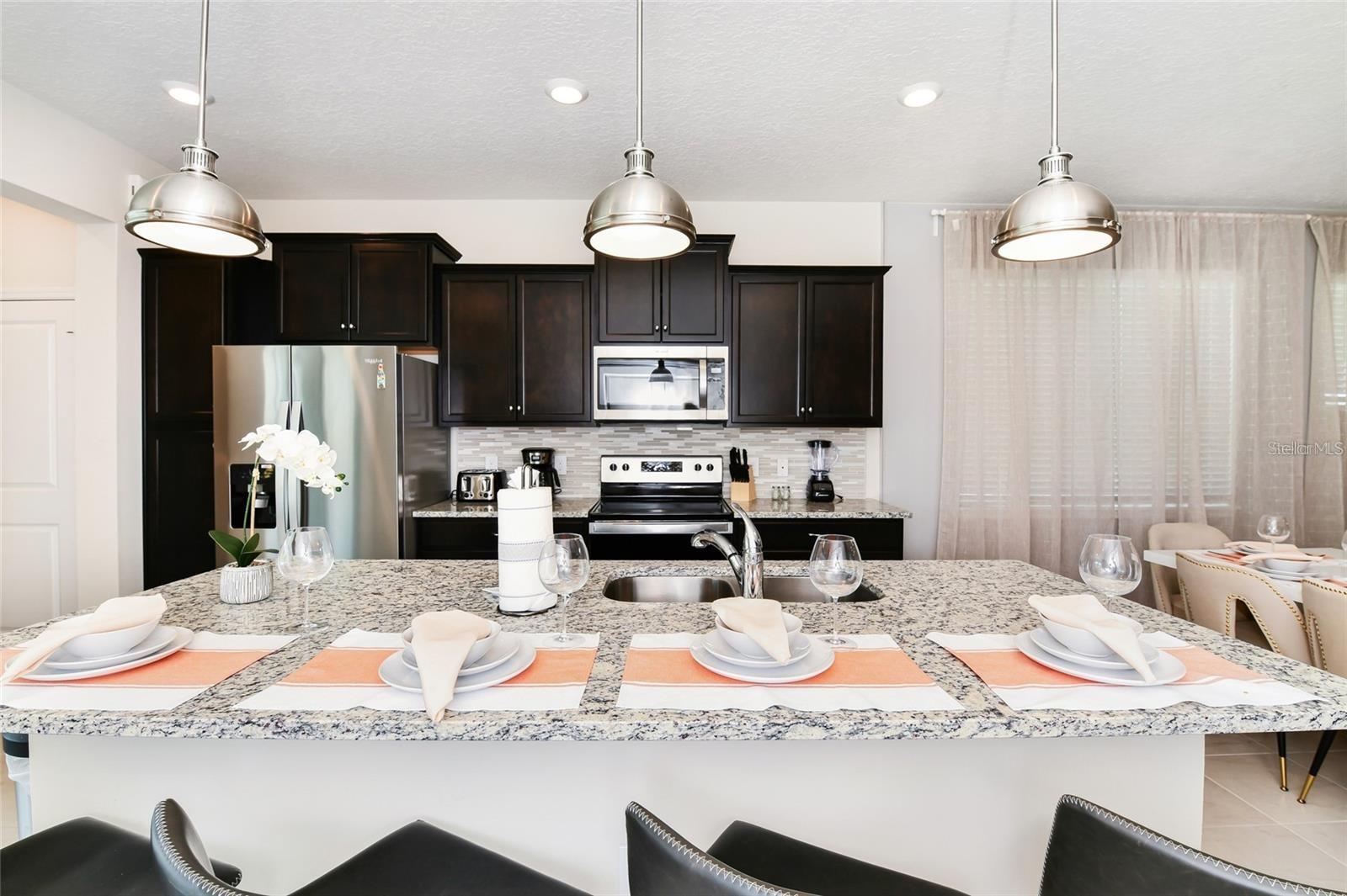 3373 Lilac Way Property Photo 10