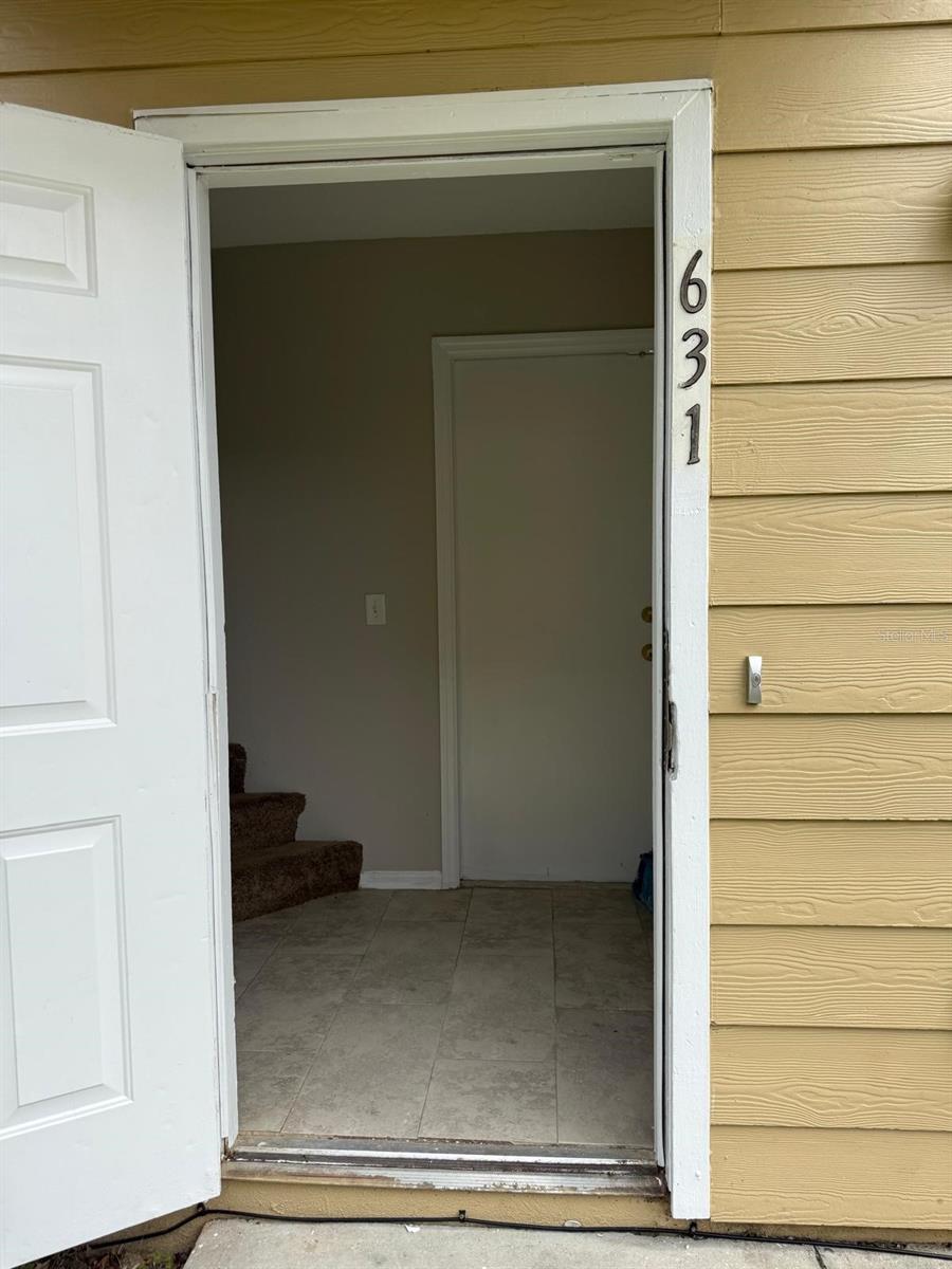 631 WASHINGTON PALM LOOP Property Photo 1