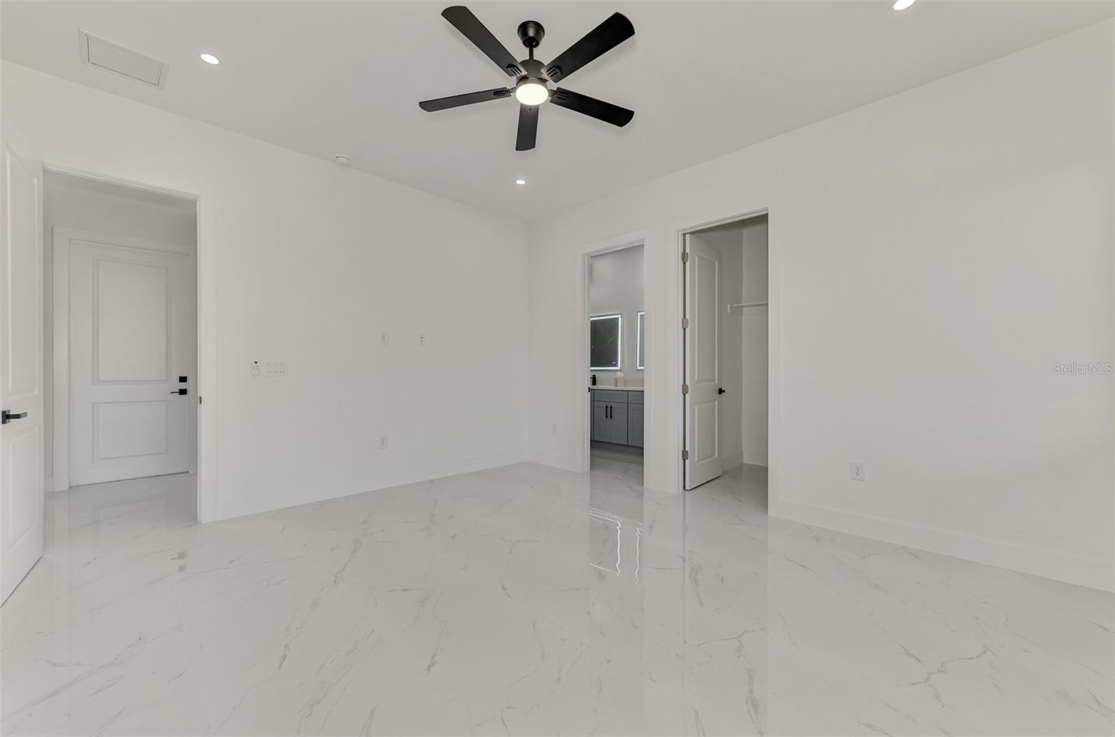 9468 Attica Cir Property Photo 37