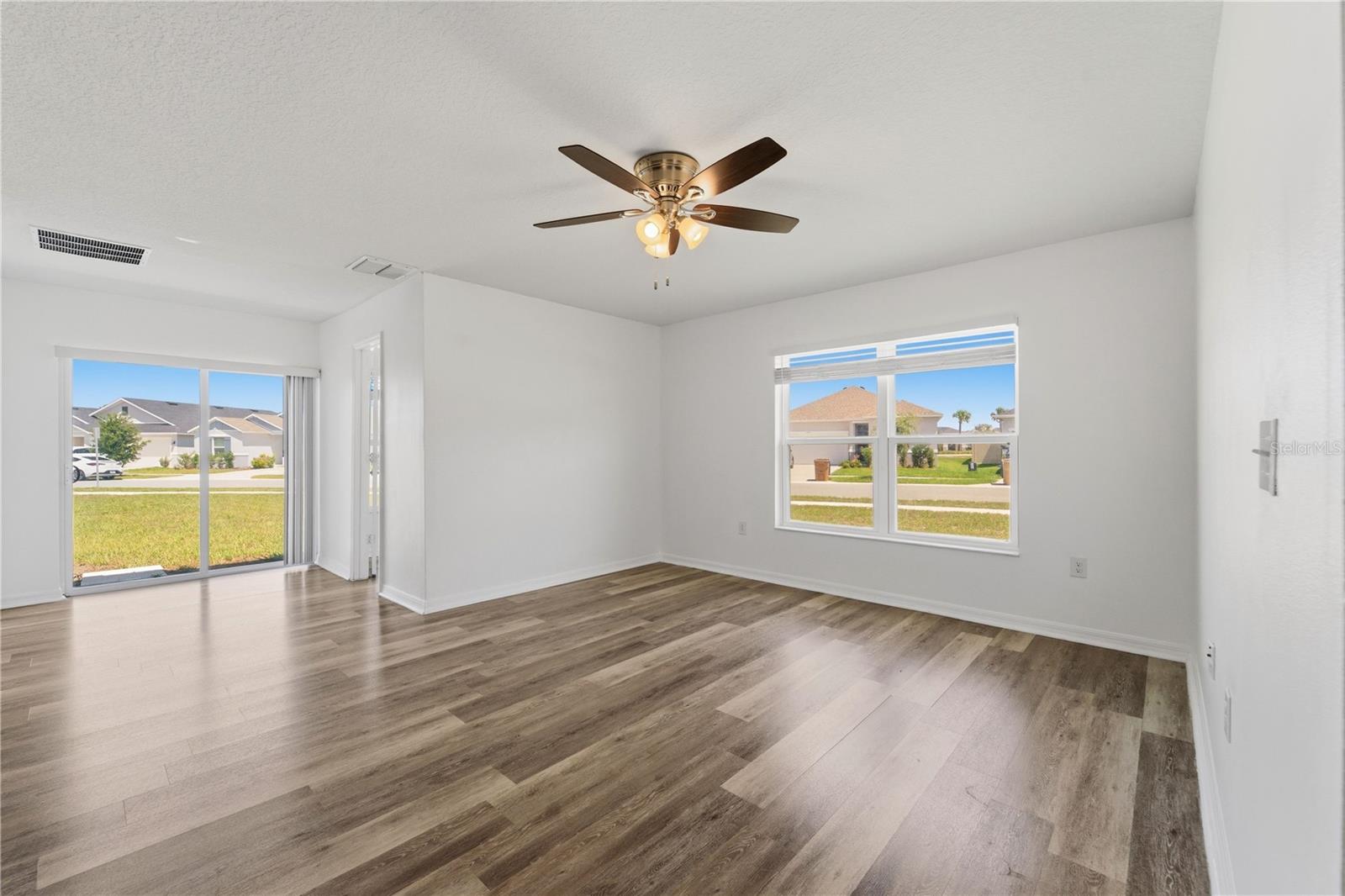 820 Overpool Ave Property Photo 15