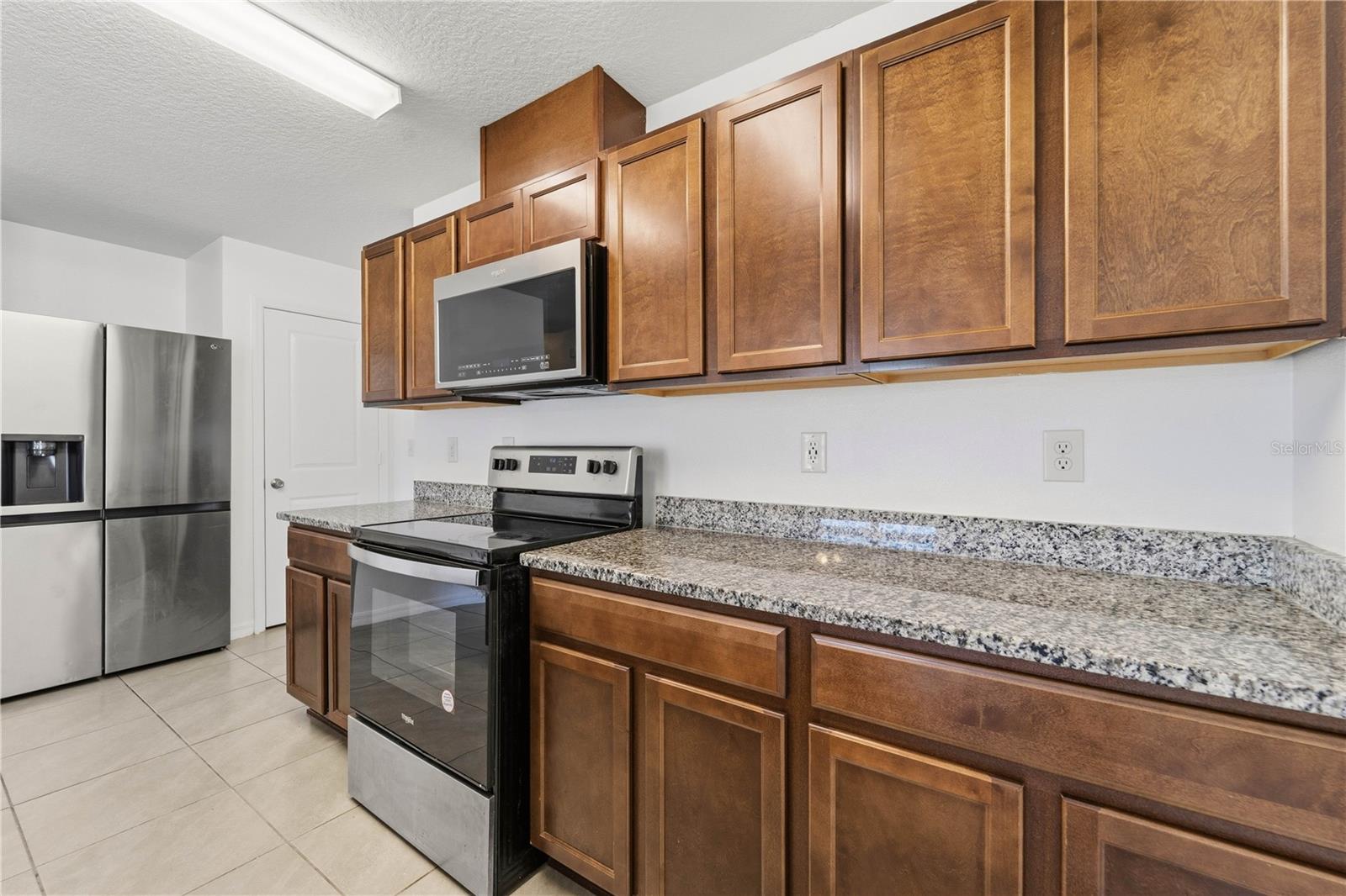 820 Overpool Ave Property Photo 23