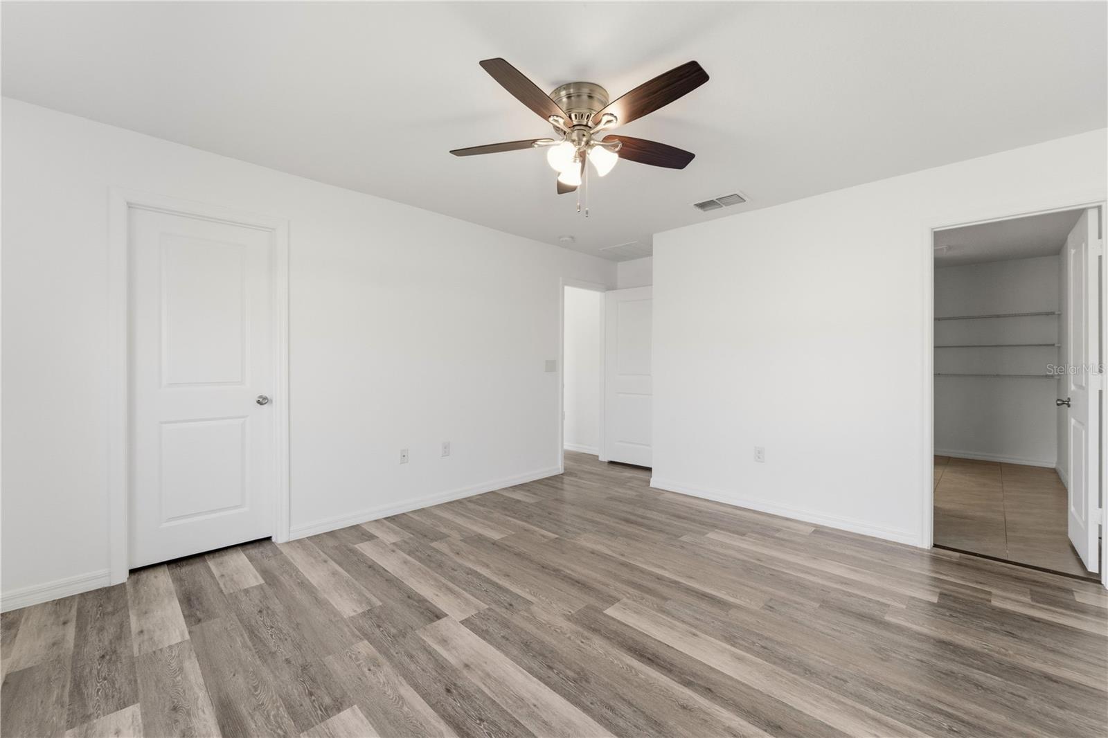 820 Overpool Ave Property Photo 31
