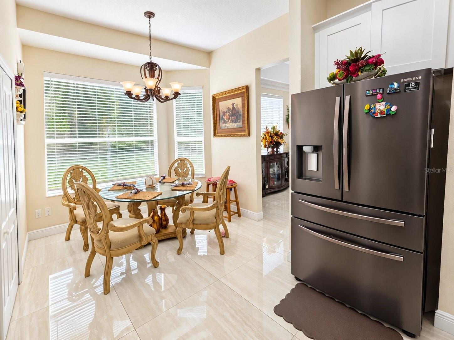 O6394091 Property Photo 10
