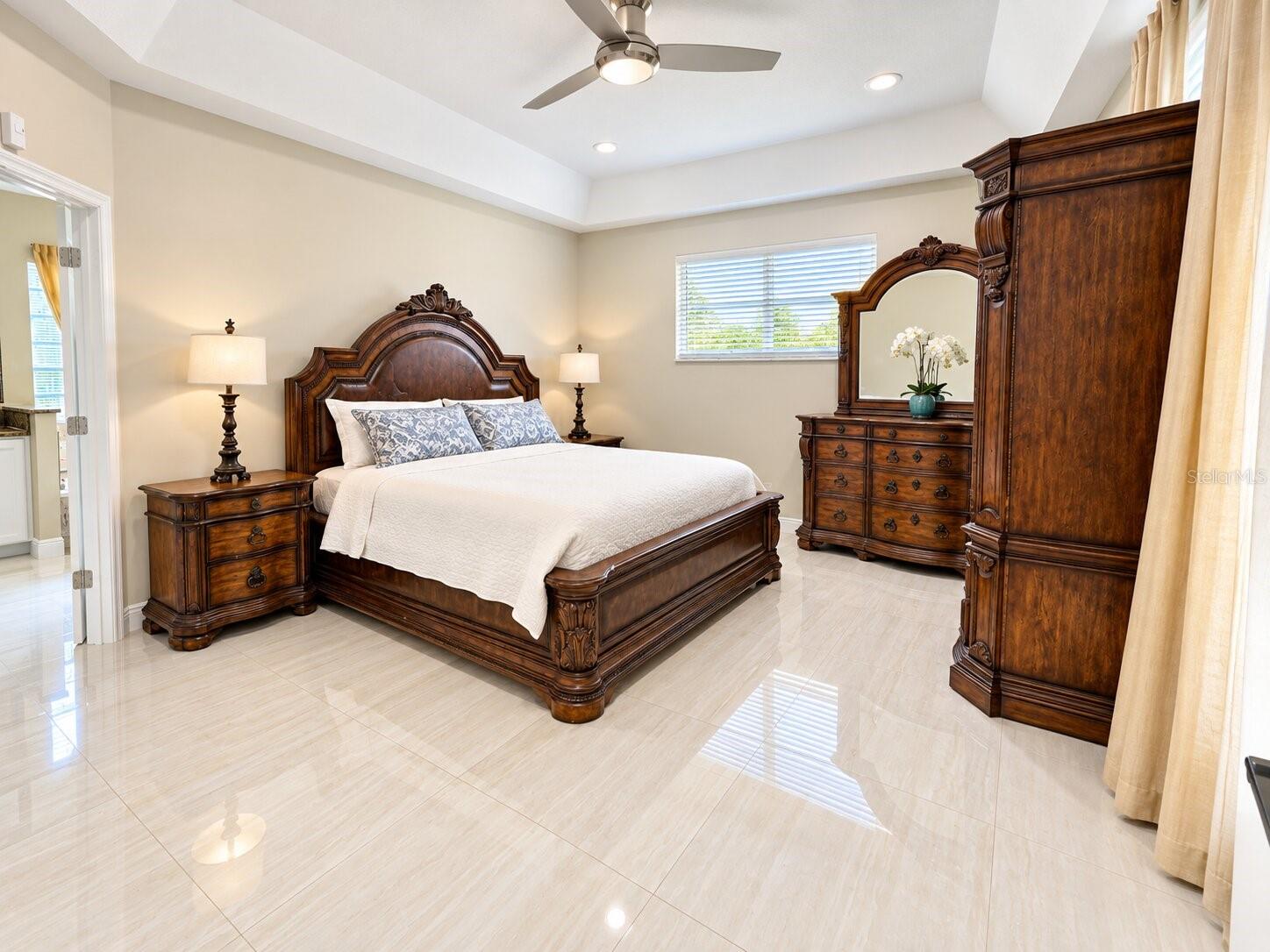 O6394091 Property Photo 13