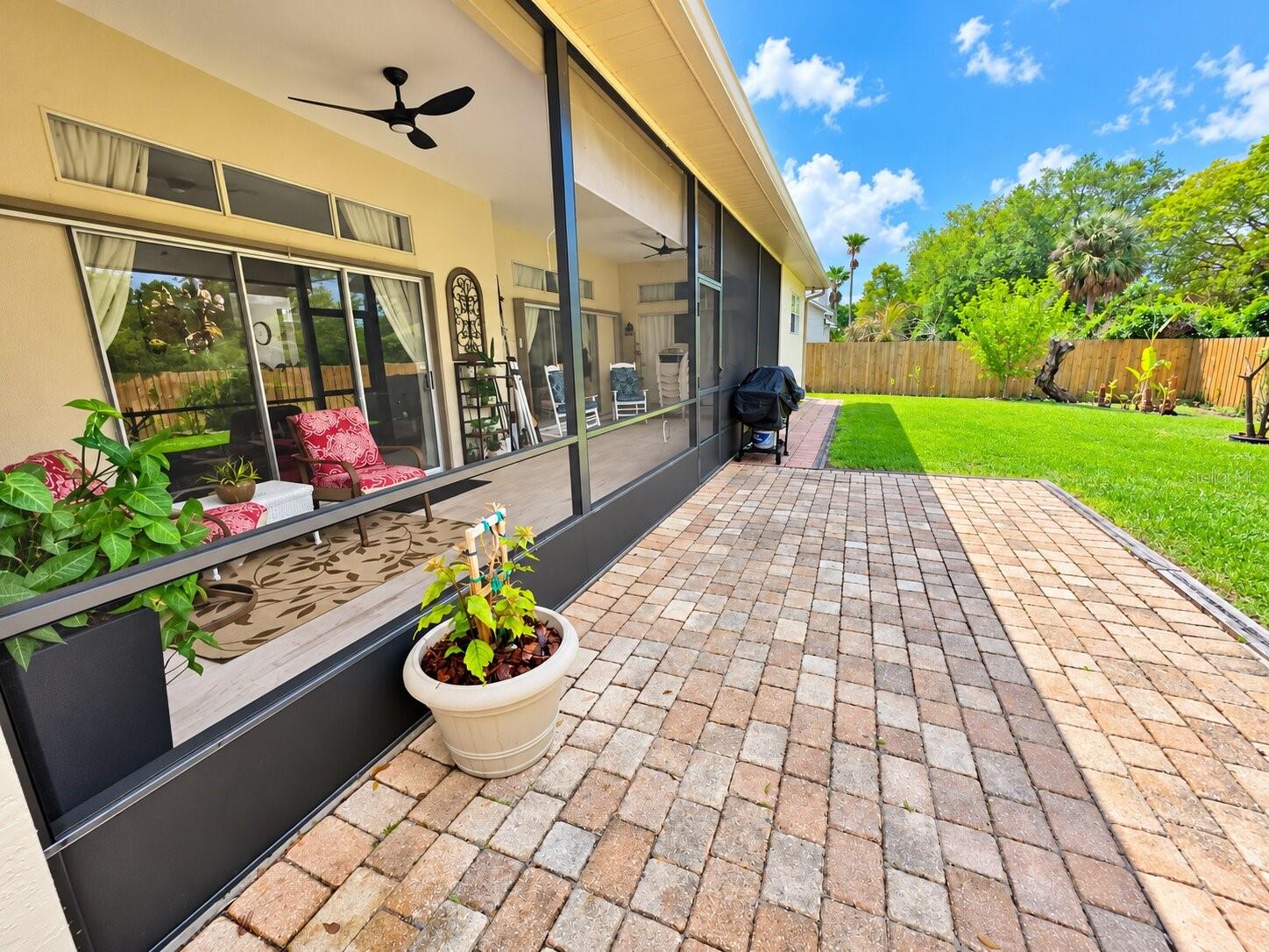 O6394091 Property Photo 31