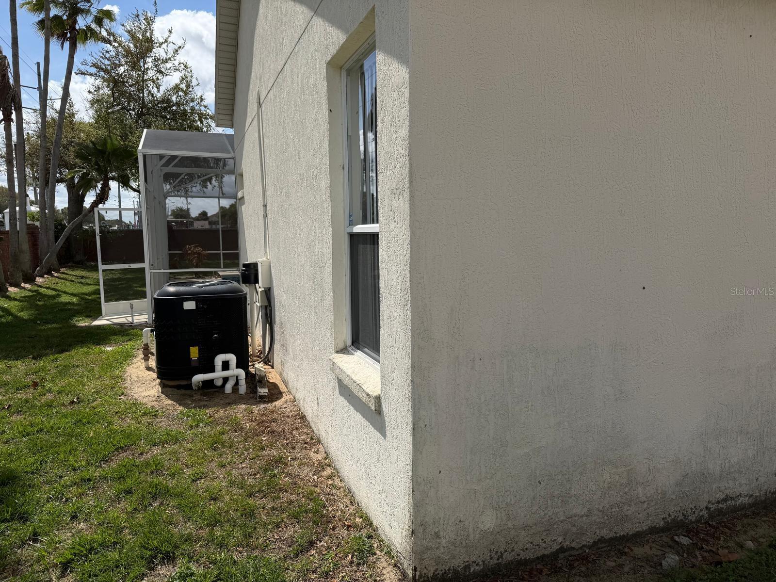 471 Holborn Loop Property Photo 9