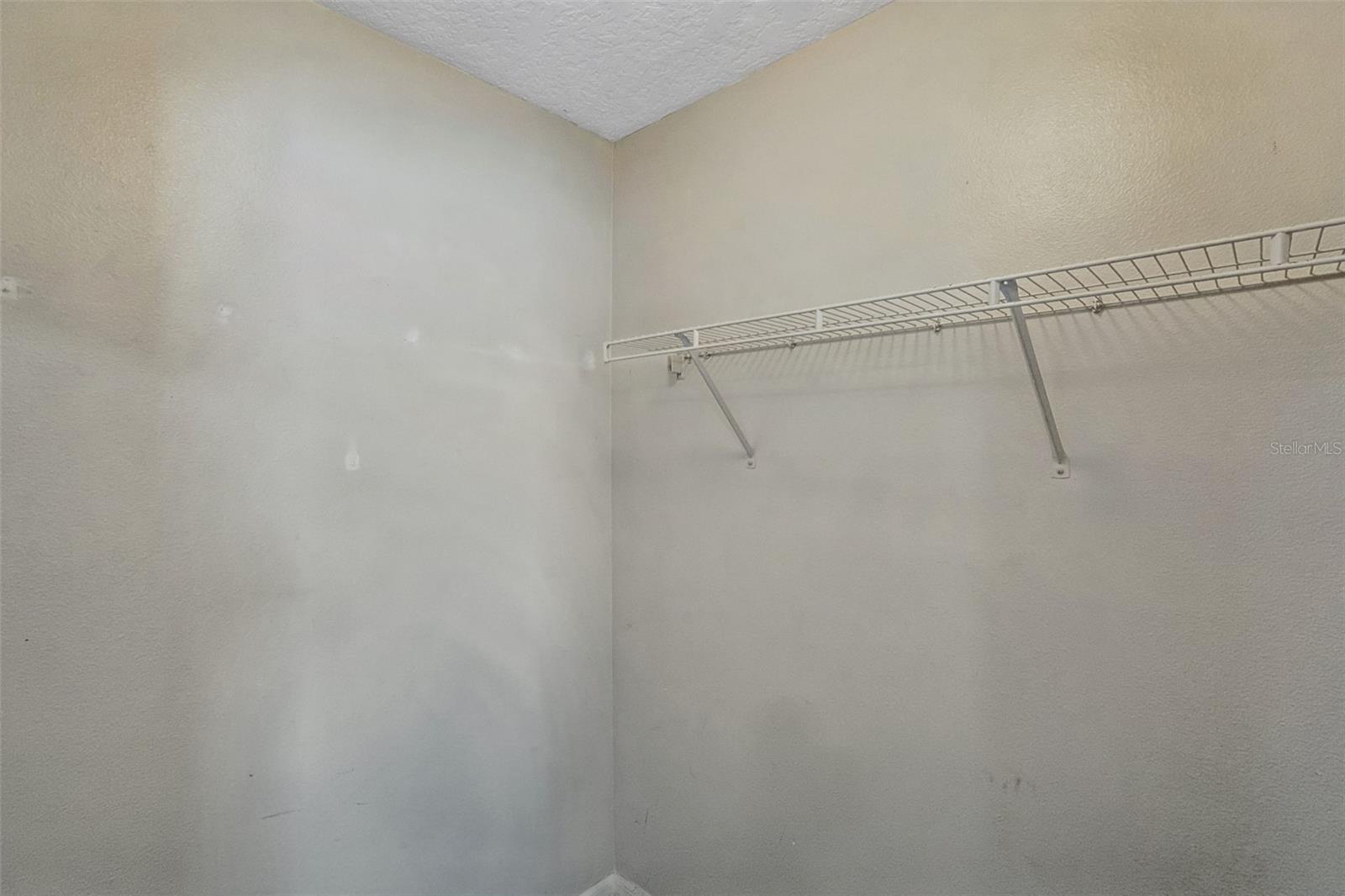 219 E 15th St Property Photo 10